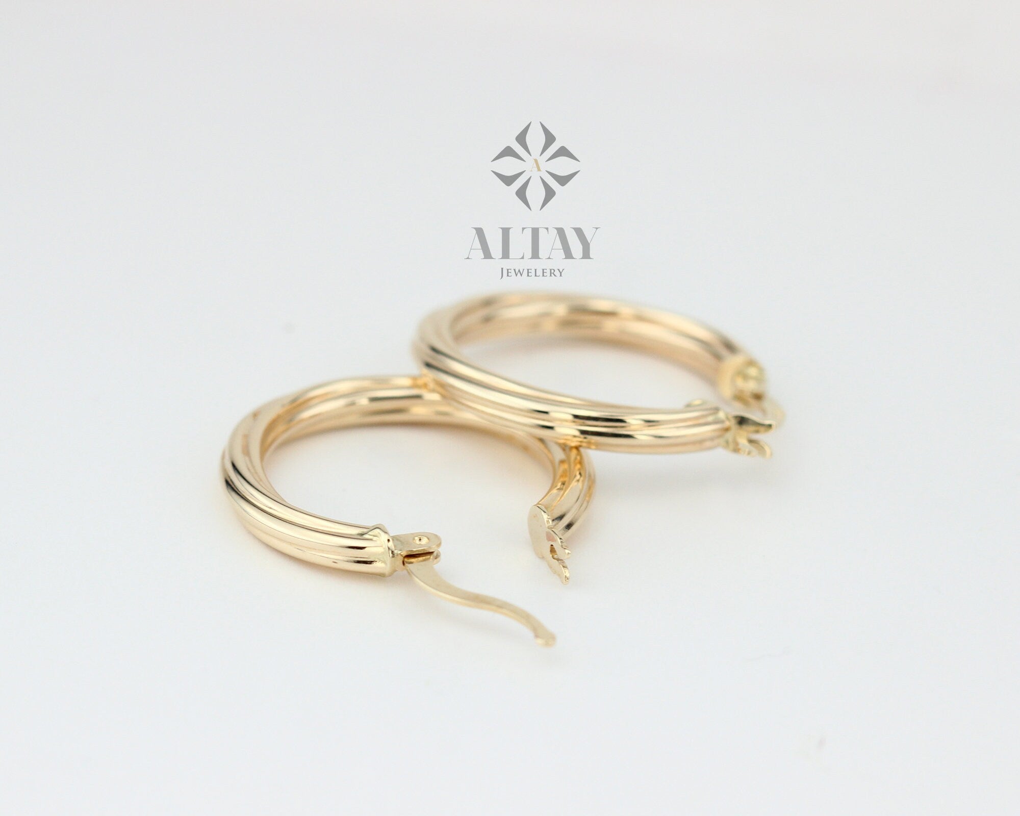 14K Solid Gold Classic Hoop Earring, Gold Hoop Earring, Gold Plain Huggies, Tiny Gold Hoop Earrings, Minimalist Earrings, Dainty Jewelry