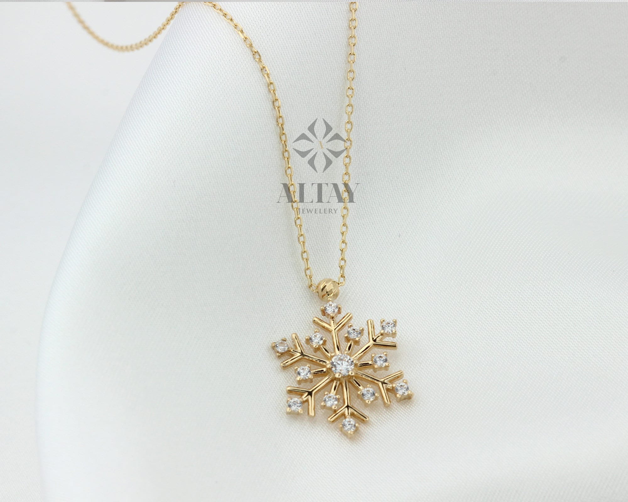 14K Snow Flake CZ Diamond Necklace, Christmas Gift For Her, Winter Symbol, Snow Delicate Dainty Necklace, Minimalist Fine Jewelry, Fashion