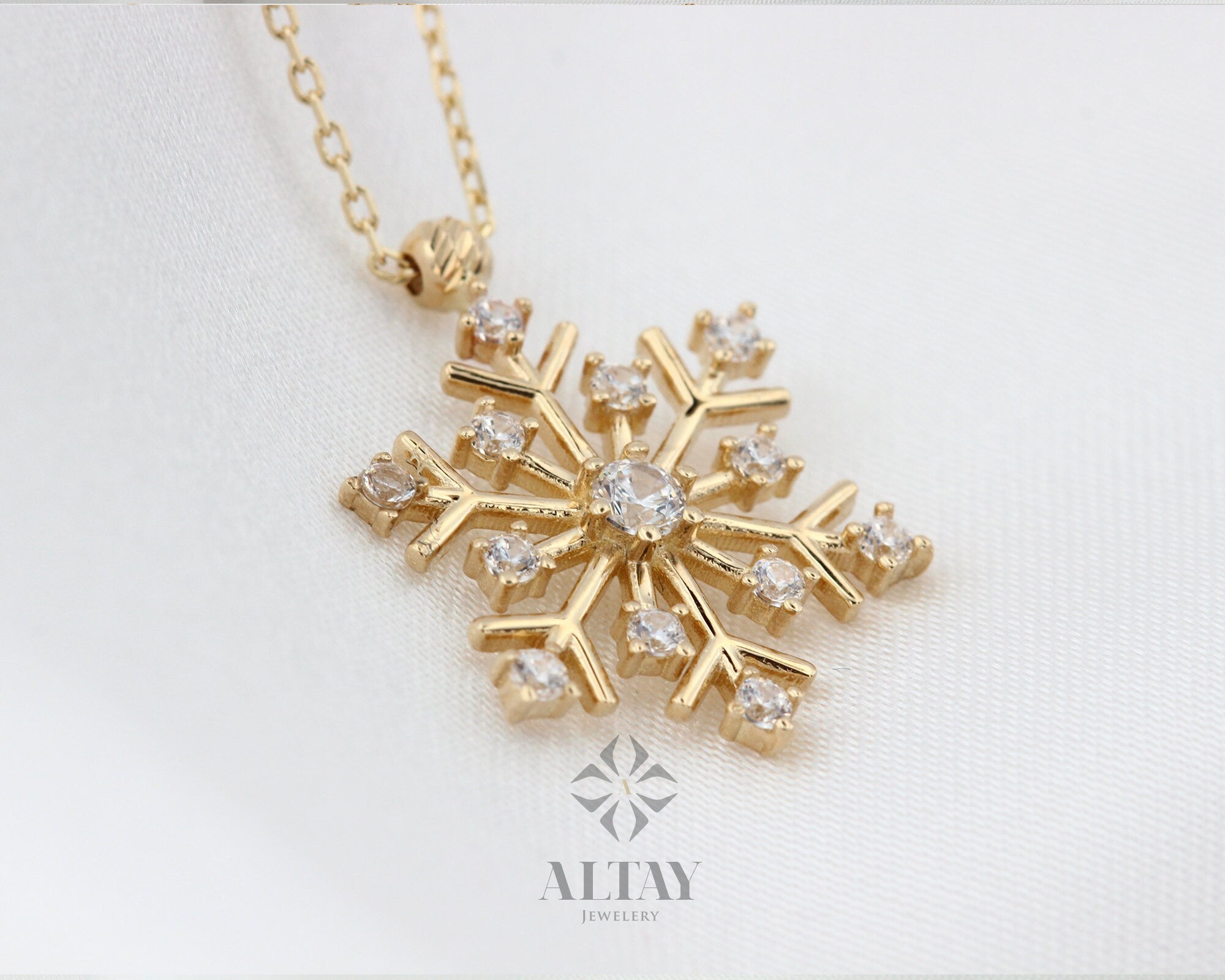 14K Snow Flake CZ Diamond Necklace, Christmas Gift For Her, Winter Symbol, Snow Delicate Dainty Necklace, Minimalist Fine Jewelry, Fashion