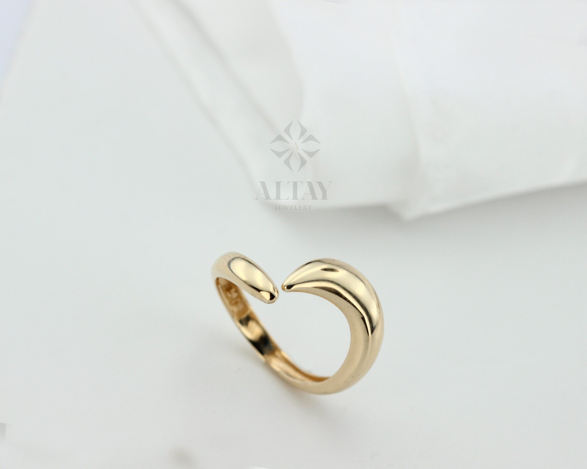 14K Bull Horn Ring, Power Symbol, Minimalist Ring, Dainty Ring, Stackable Ring, Gift For Her, Dailywear Fine Jewelry, Gift For Wife, Fashion