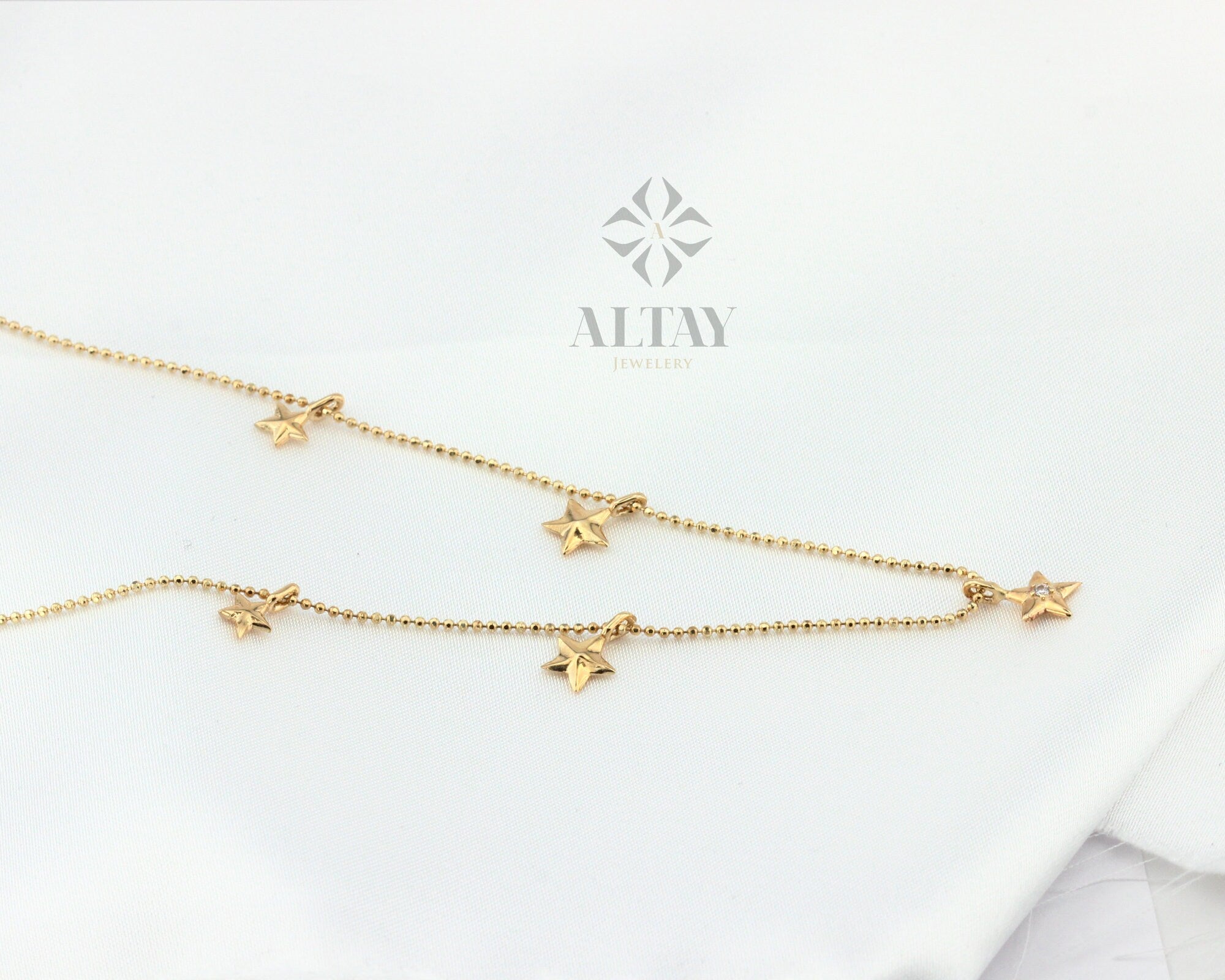 14K Gold Gold Star Necklace, Charm Necklace, Gold Star, Gold Chain Necklace, Dainty Gold, Star Pendant, Layered Gold Choker Celestial