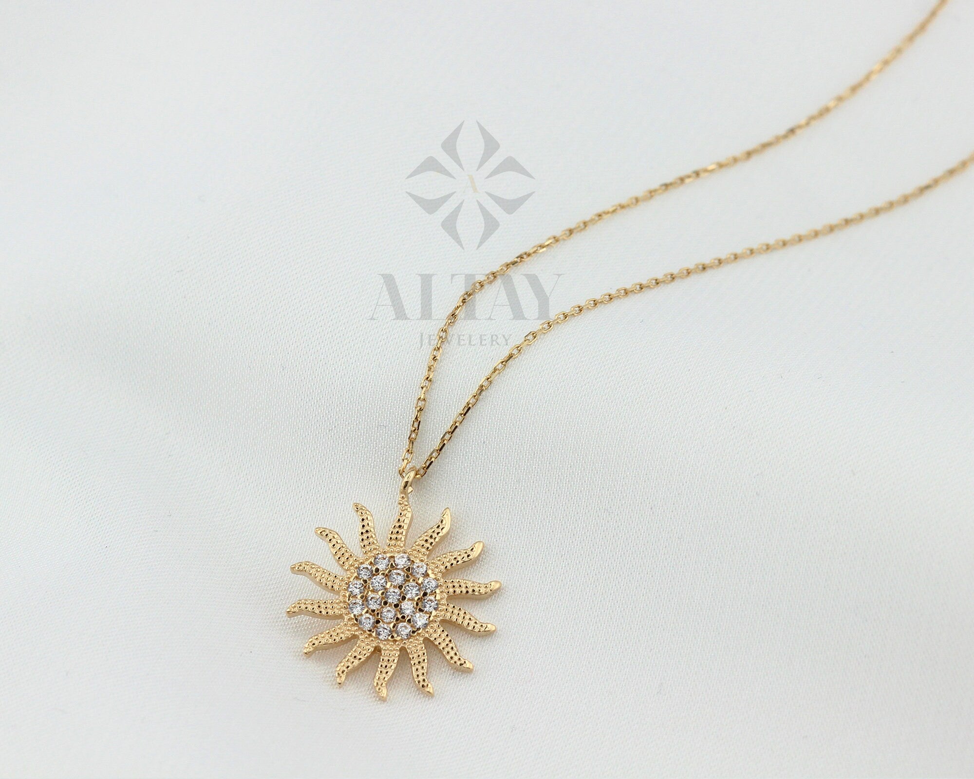 14K Gold Diamond Sun Necklace, Celestial Pendant, CZ Diamonds Choker, Minimalist Jewelry, Dainty Sun Star, Layering Chain, Gift for Her