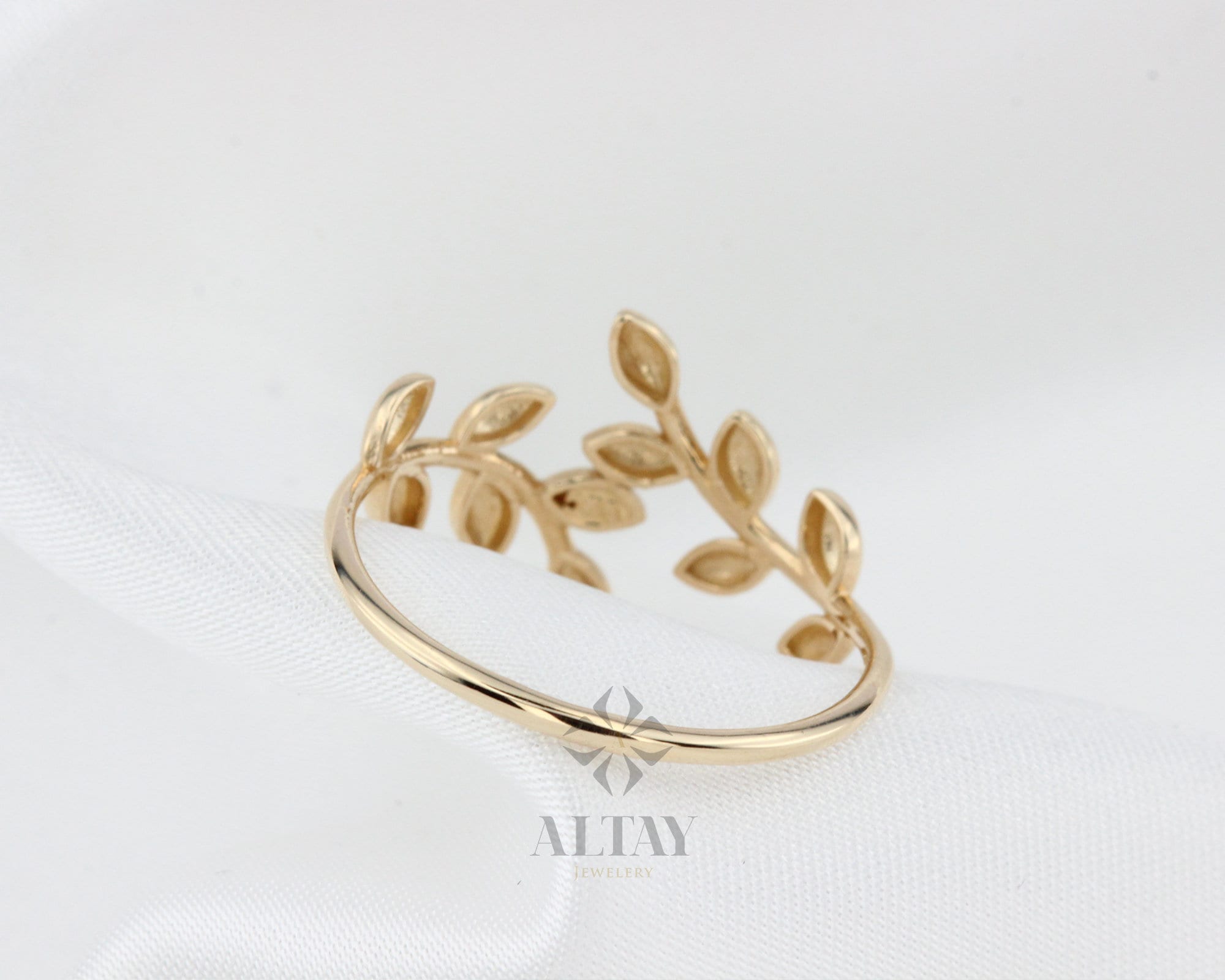14K Gold Leaf Branch Ring, Gold Leaf Twig Ring, Rose Gold Leaf Ring, Layering Ring, Vine Ring, Laurel Ring, Nature Jewelry, Tree ring