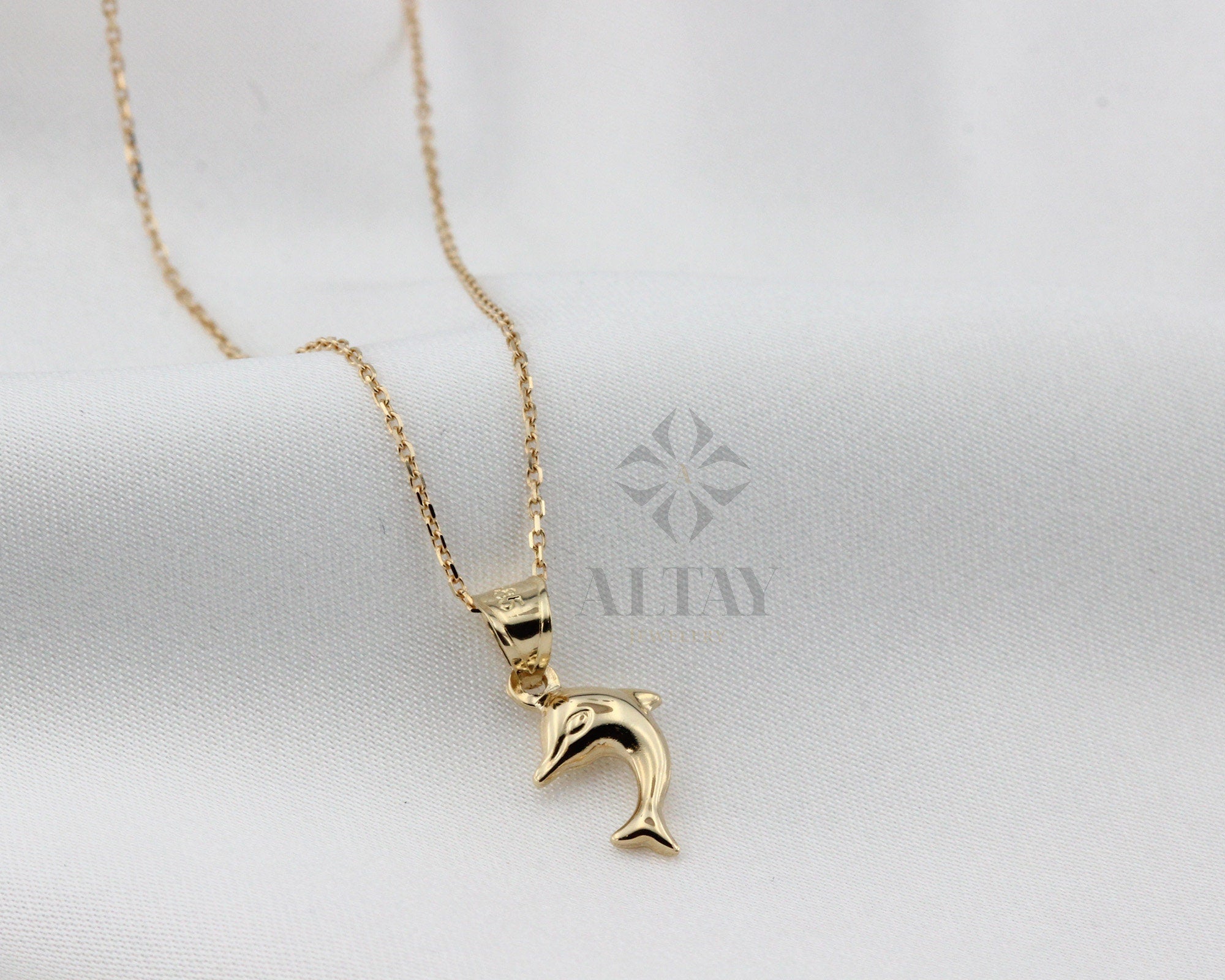 14K Gold Dolphin Necklace, Dolphin Pendant, Dolphin Fish Charm, Ocean Choker Charm, Valentine's Day Gift, Animal Jewelry, Gift for Her