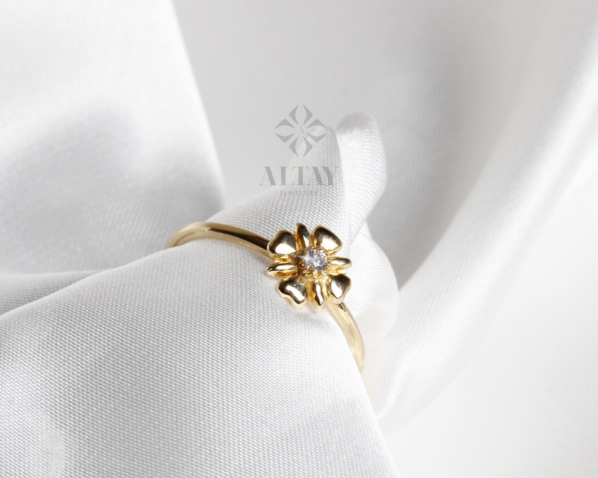 14K Solid Gold Flower Ring, Dainty Ring, Minimalist Ring, Tiny Ring, Stackable Cz Ring, Gold Stacking Ring, Chic Ring, Gift for Her