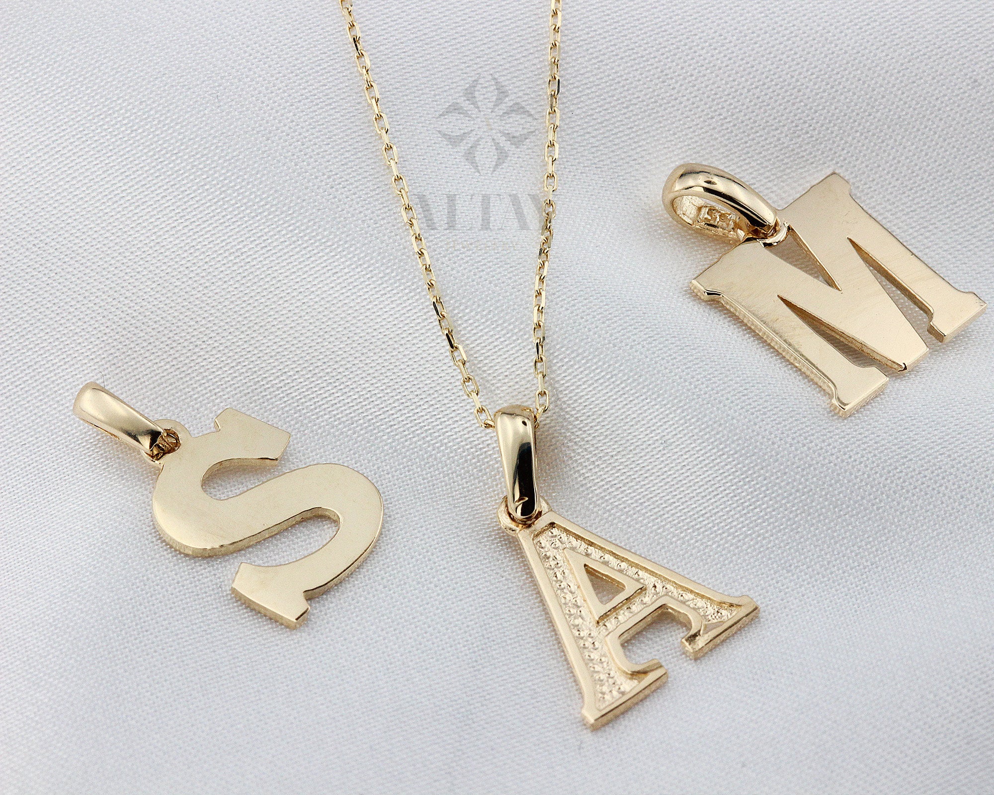 14K Solid Gold Initial Necklace, Personalized Single Letter Pendant, Centered Initial Necklace, Monogram Necklace, Dainty Initial Choker