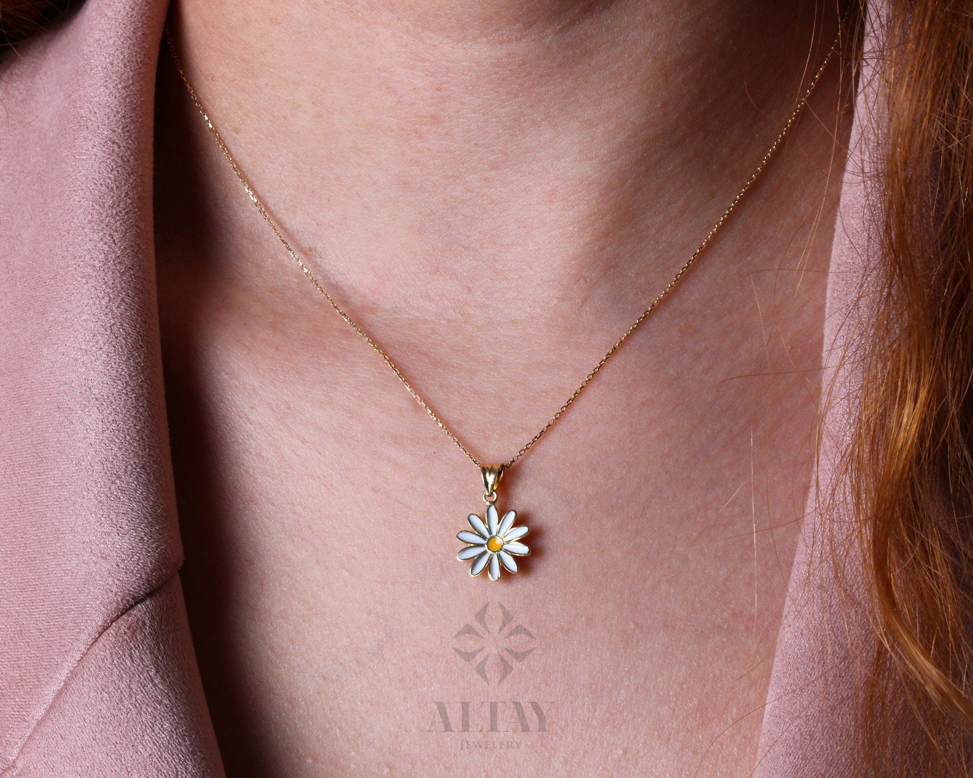 14K Gold Daisy Necklace, Gold Flower Pendant, Yellow and White Enamel Choker, Gift for Her, Daisy Charm, Dainty Everyday Daisy Pendant