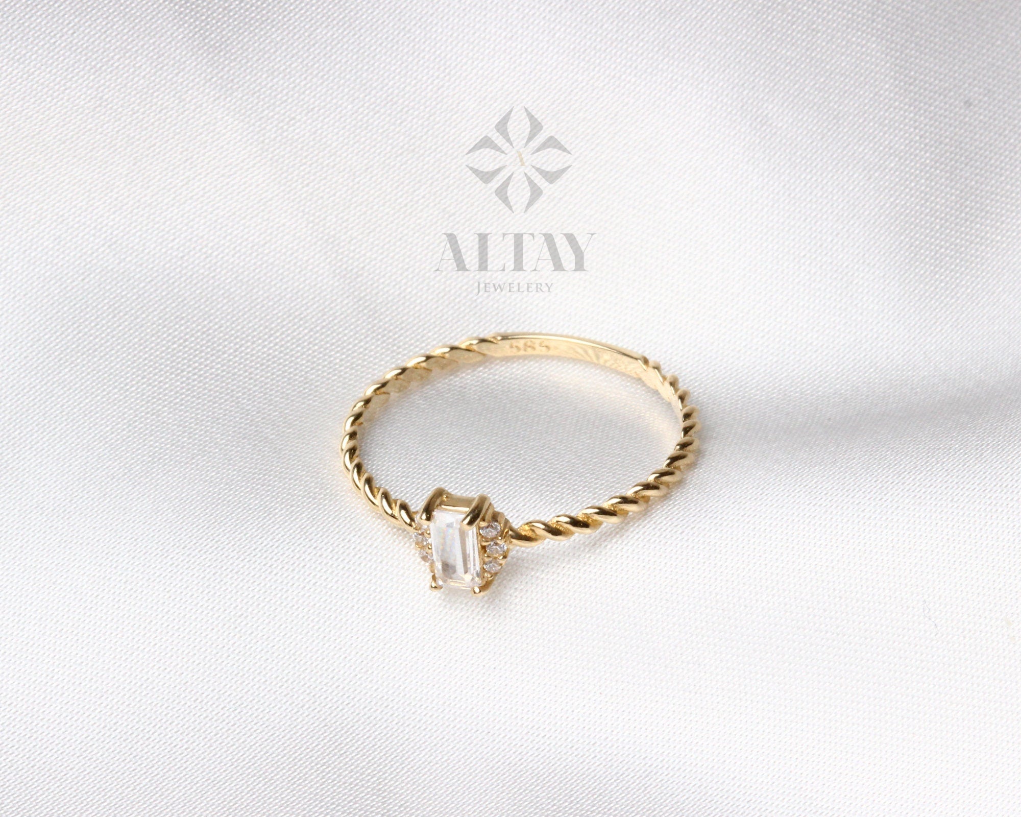 14K Solid Gold Baguette Ring, Cluster Zircon Engagement Gold Ring, Stacking Ring, Dainty Twist Ring, Cluster Ring, Anniversary Gift For Her
