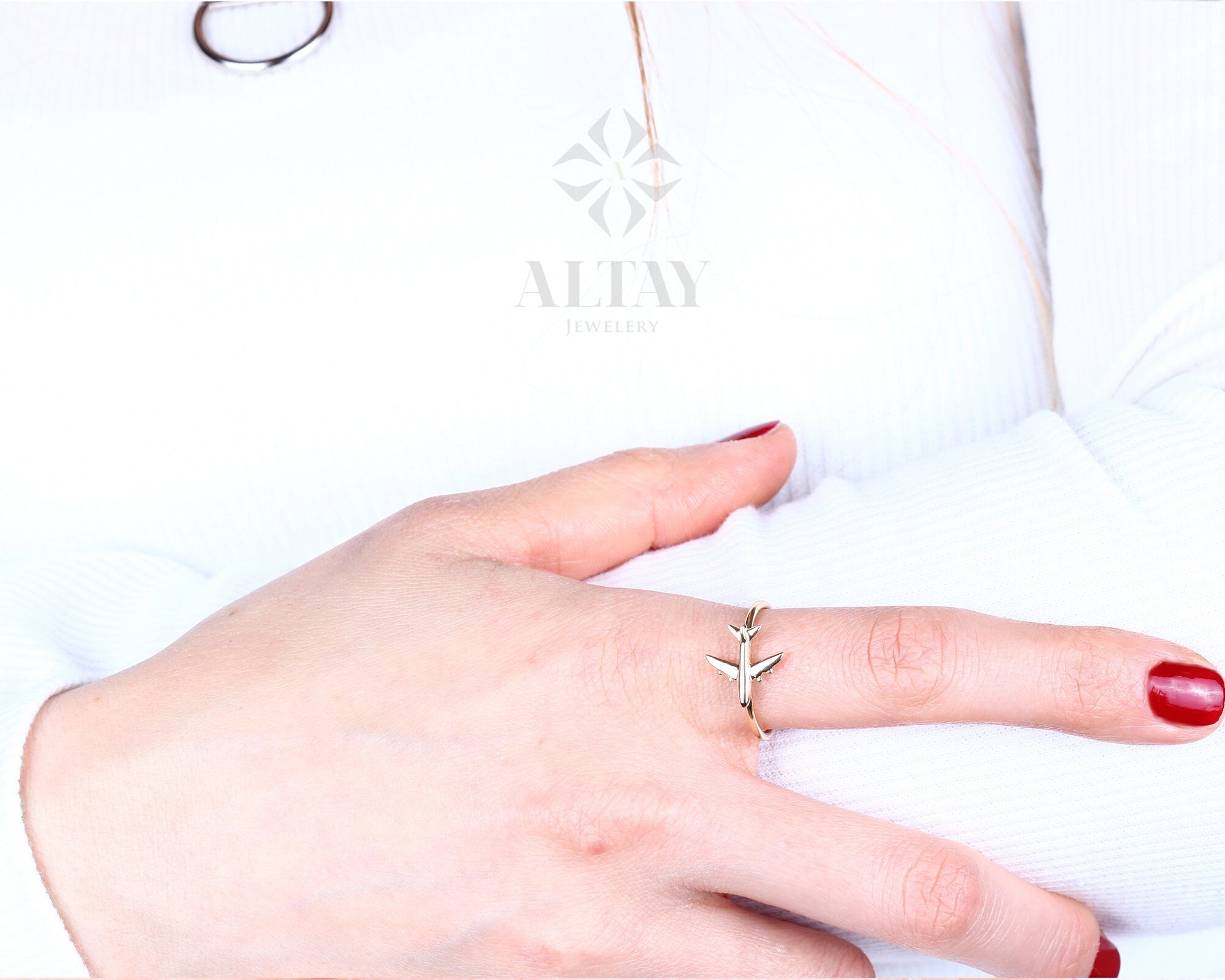 14K Gold Airplane Ring, Aviation Gifts, Plane Gold Ring, Female Pilot Gift, Travel Lover Ring, Minimal Flight Attendant Ring, Gift for Her