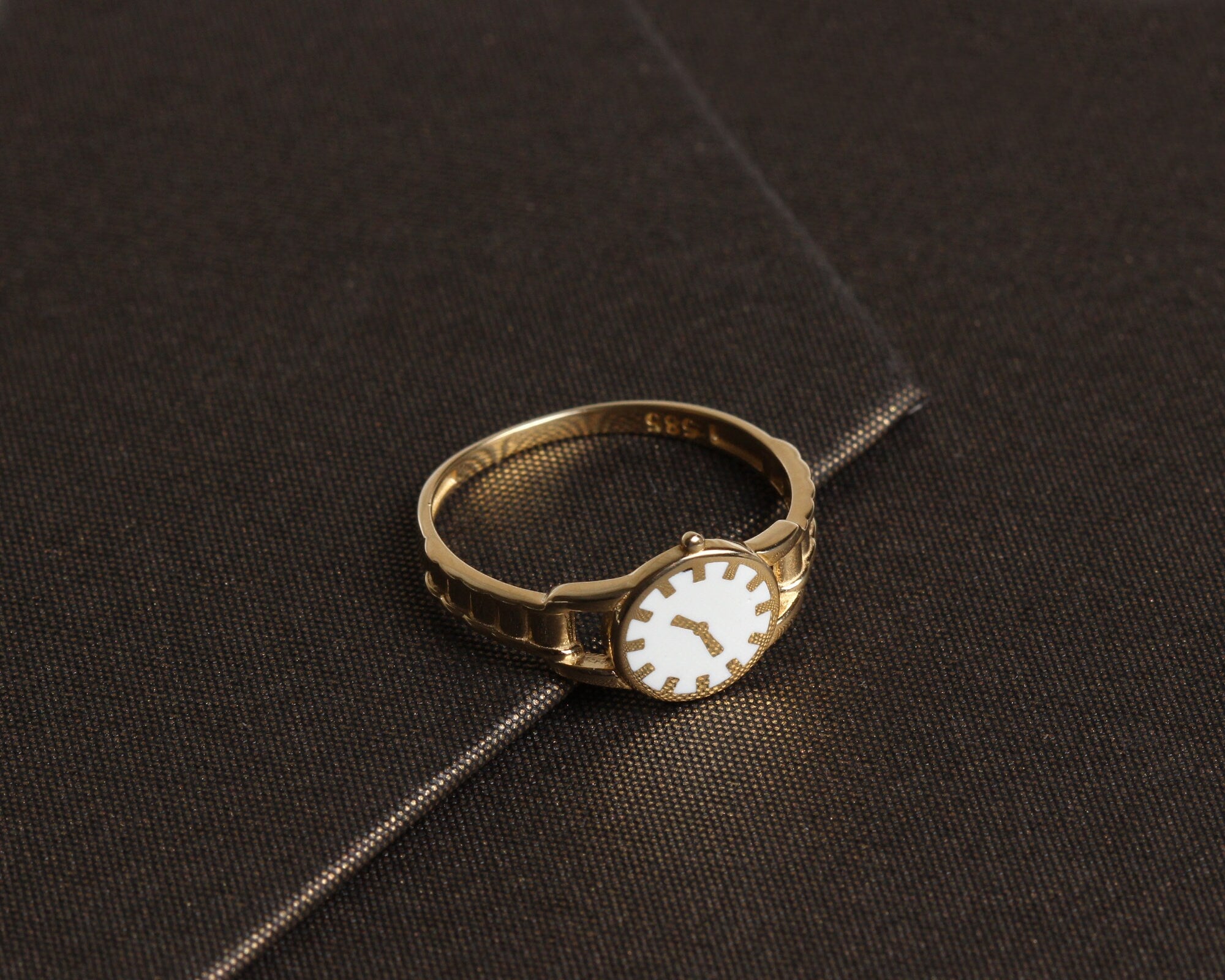 14K Gold Watch Ring, Round Clock Ring, Dainty Ring, Personalized Ring, Minimalist Ring, Boho Jewelry, Stackable Rings, Valentine's Day Gift