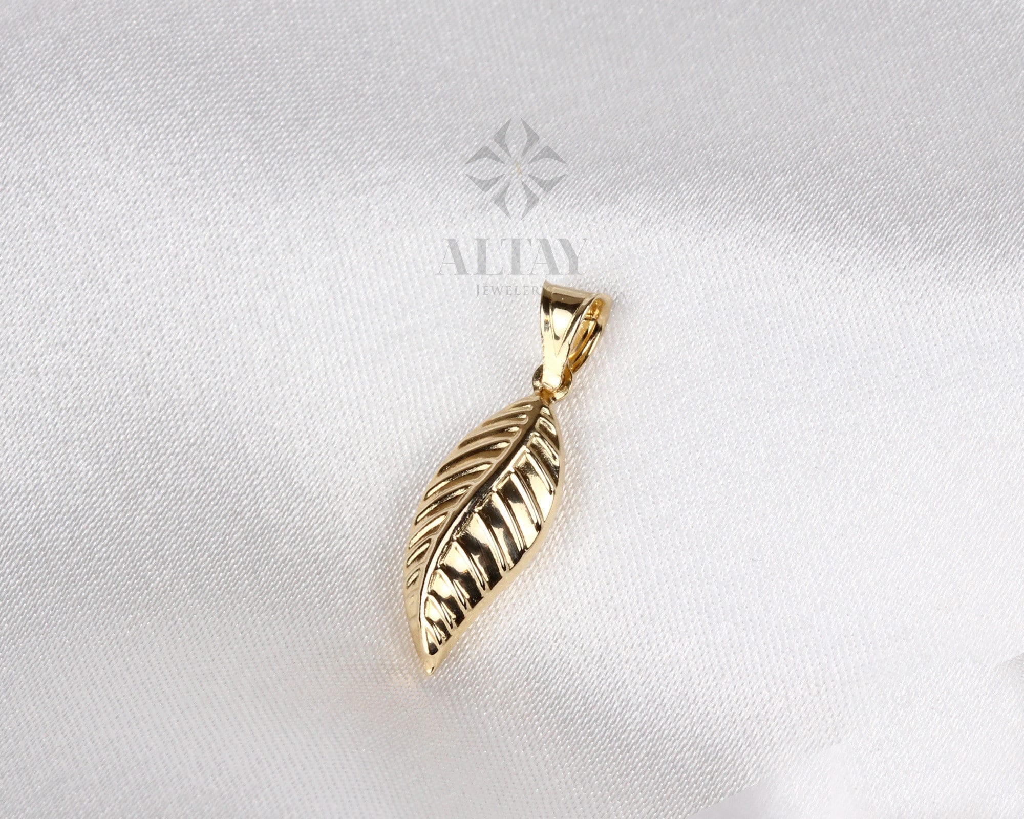 14K Gold Leaf Necklace, Chance Feather Pendant, Palm Charm, Dainty Leaf Choker, Layering Jewelry, Tiny Wedding Bridesmaid Gift for Her