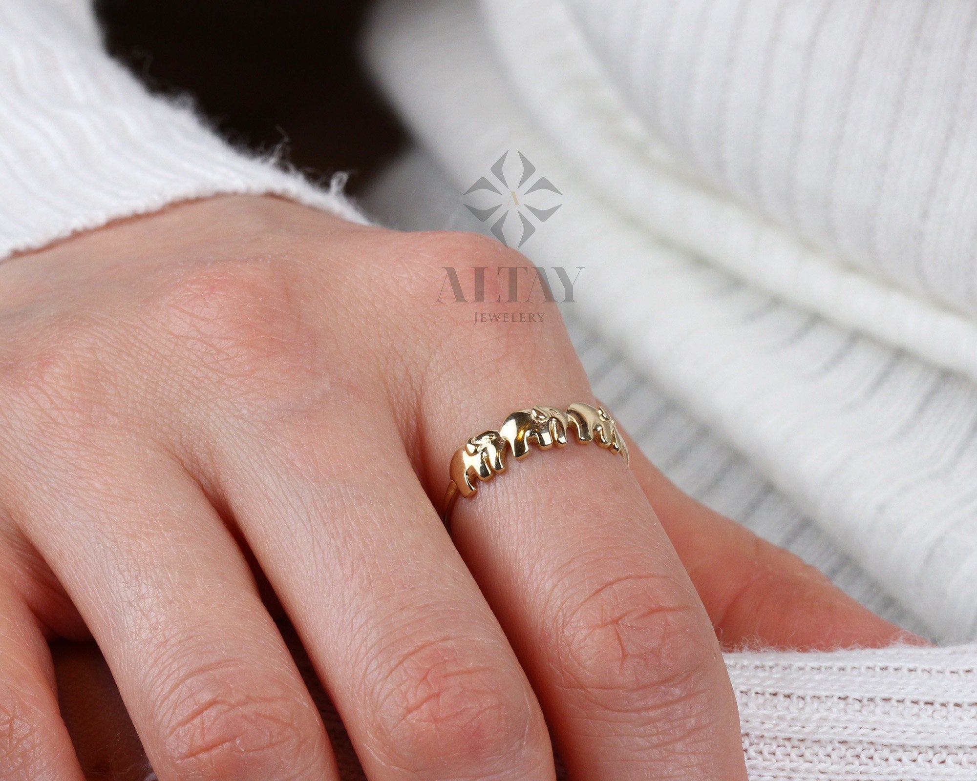 14K Gold Three Elephant Ring, Stacking Elephant Ring, Animal Gold Band Ring, Good Luck Ring, Mother Elephant Ring, Valentines Day Gift