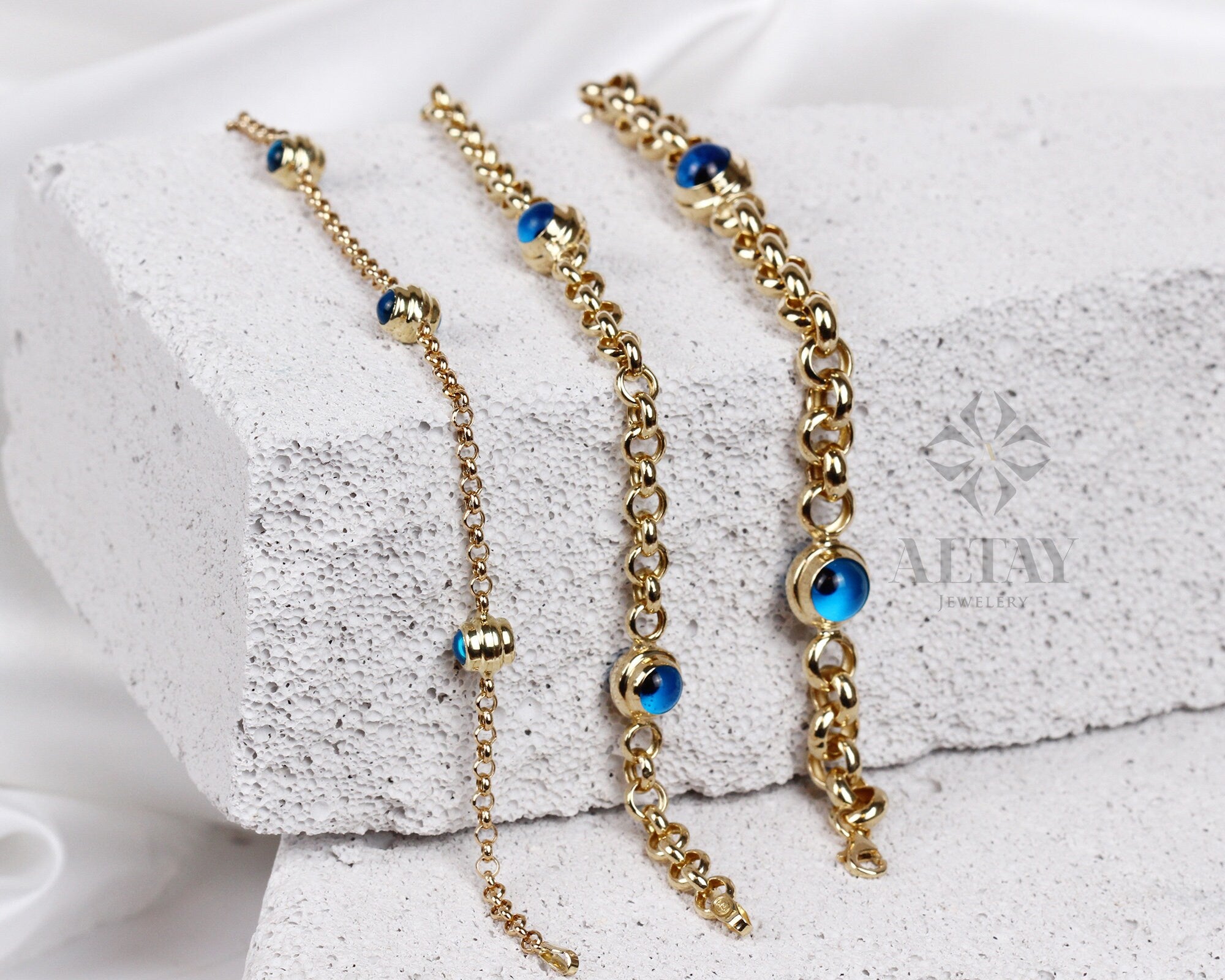 14K Gold Evil Eye Bracelet, Gold Rolo Chain Bracelet, Evil Eye Charm Bracelet, Everyday Protective Jewelry, Minimalist Jewelry, Gift for Her