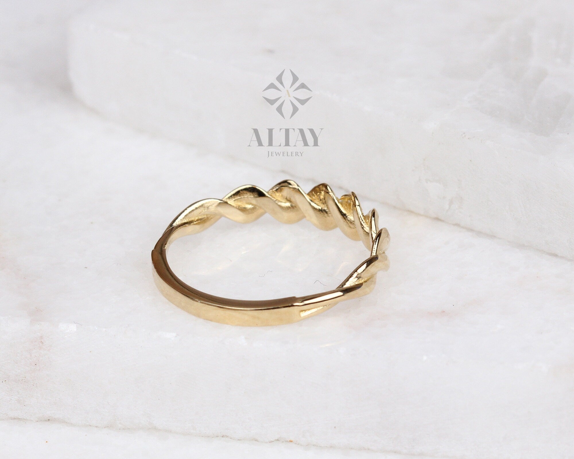 14K Gold Twist Ring, Croissant Braided Rope Dome Ring, Statement Ring, Half Twist Line Ring, Jewelery, Minimalist, Gift For Her, Jewelry
