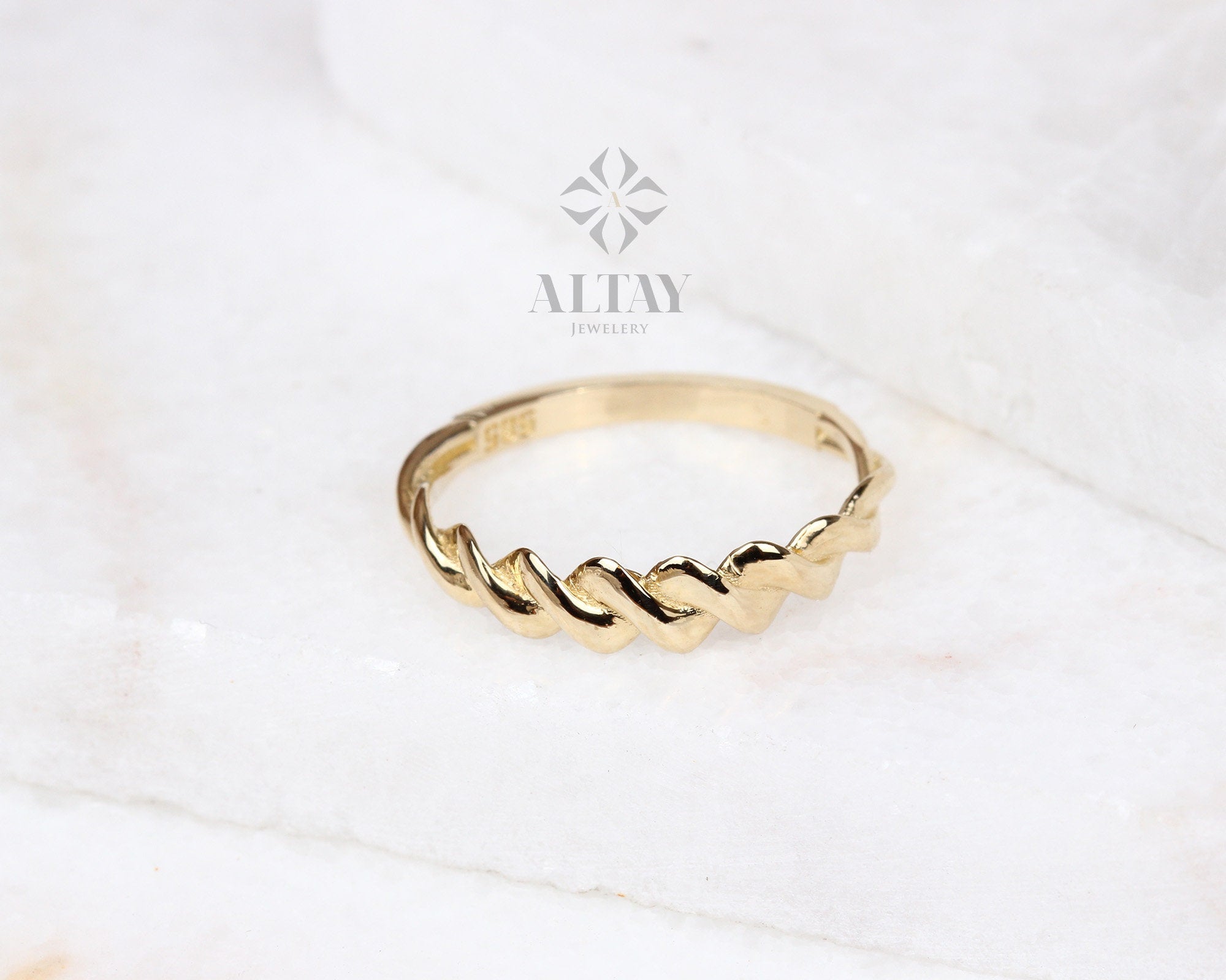 14K Gold Twist Ring, Croissant Braided Rope Dome Ring, Statement Ring, Half Twist Line Ring, Jewelery, Minimalist, Gift For Her, Jewelry