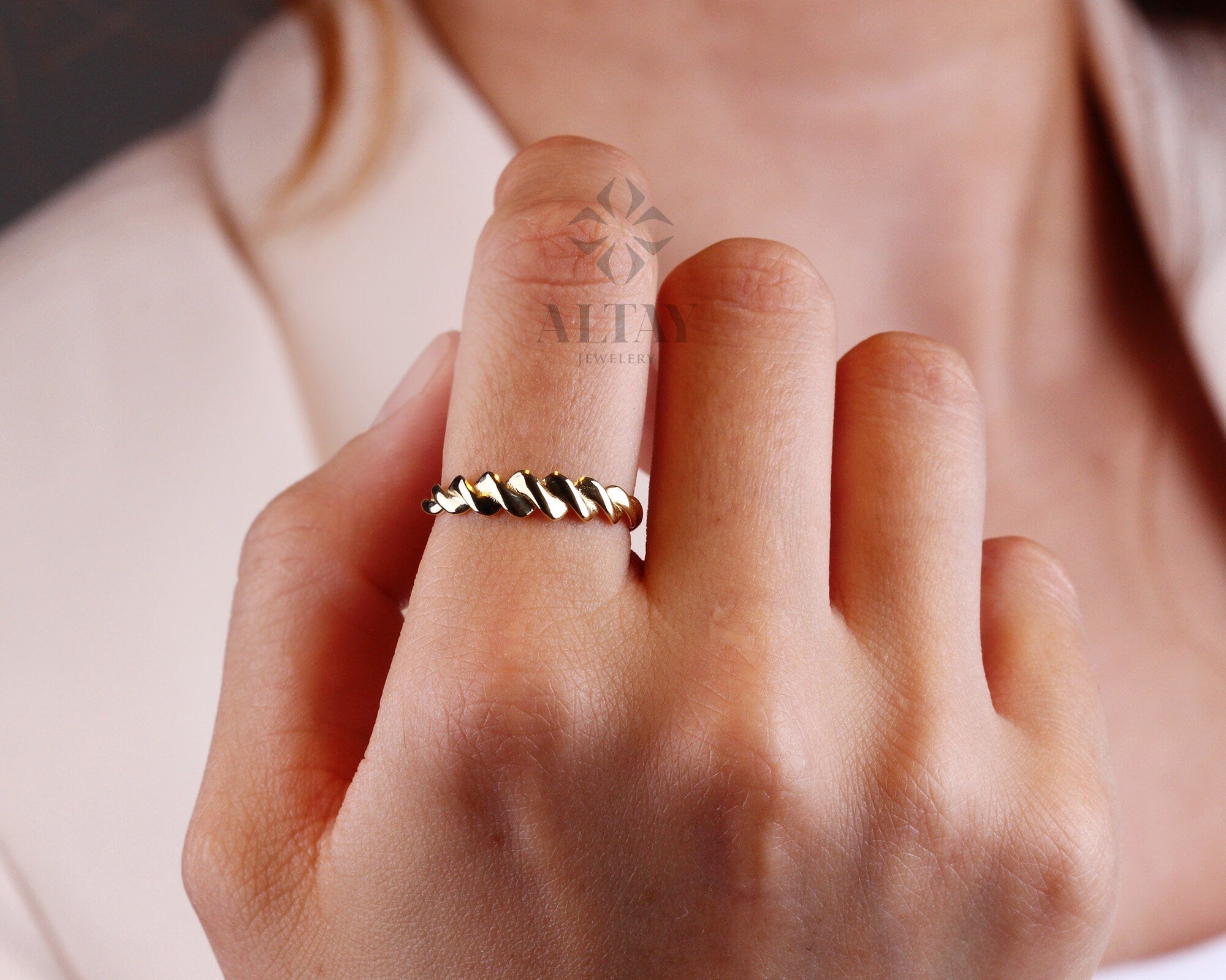 14K Gold Twist Ring, Croissant Braided Rope Dome Ring, Statement Ring, Half Twist Line Ring, Jewelery, Minimalist, Gift For Her, Jewelry
