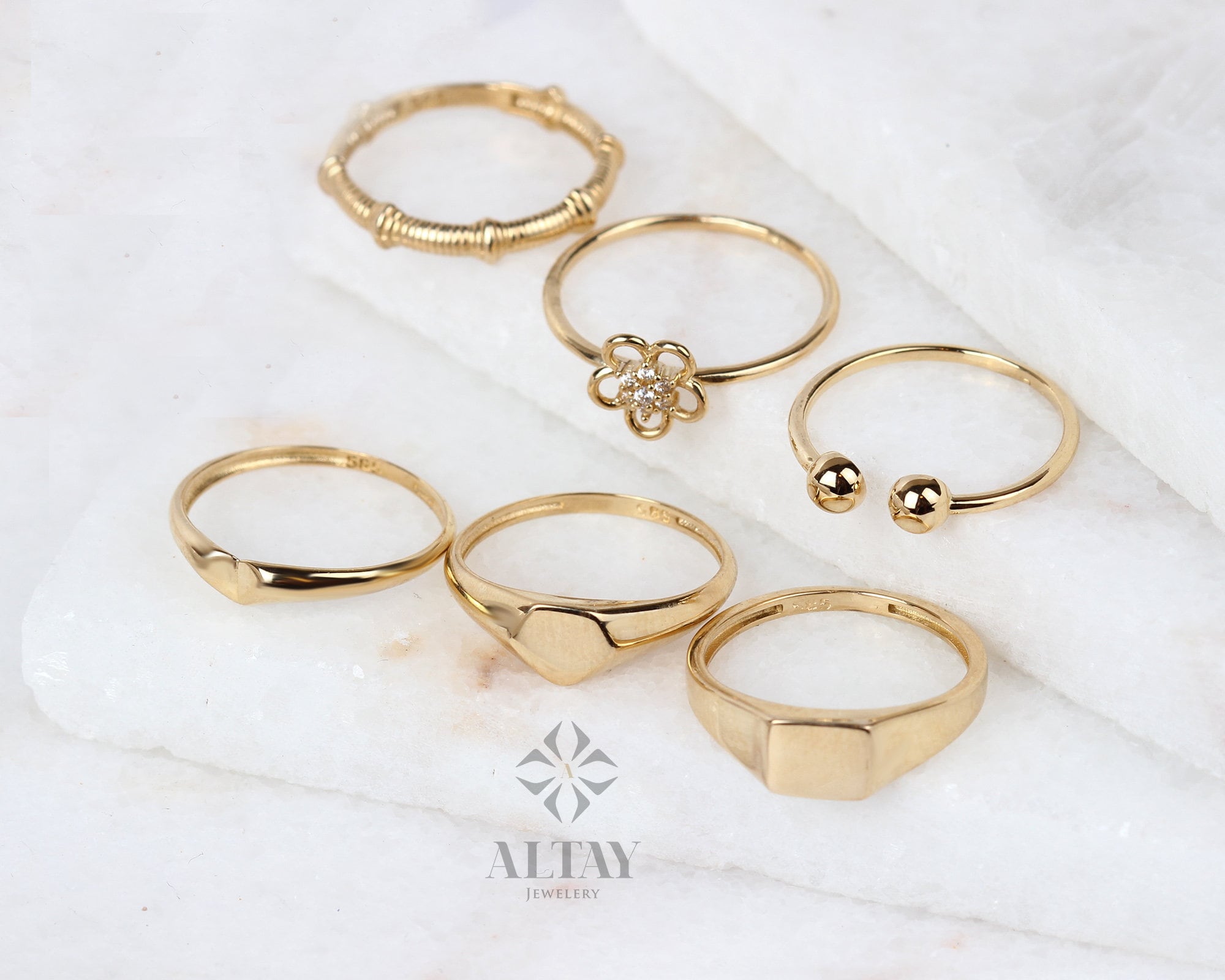 14K Solid Gold Heart Ring, Thin Heart Ring, Minimalist Dainty Stackable Ring, Promise Ring, Valentine Heart Ring, Love Shape, Gift For Her