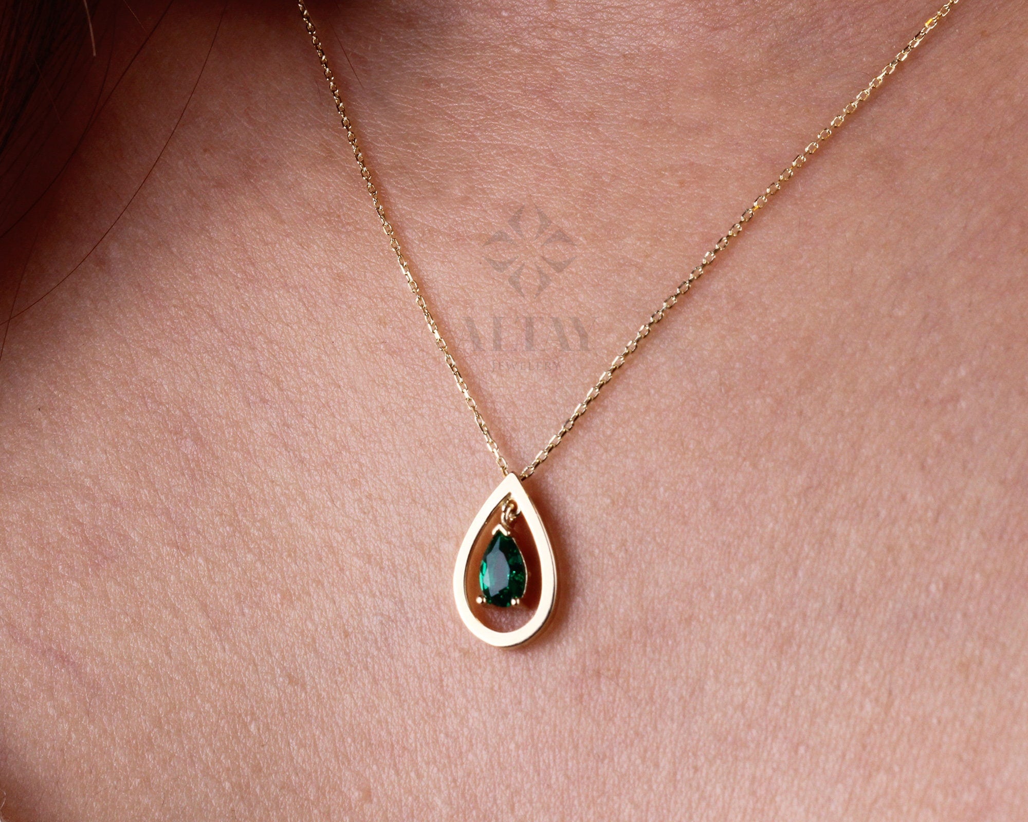 14K Gold Emerald Necklace, Pear Shape Emerald Pendant, Teardrop Green Charm, May Birthstone, Dainty Emerald Necklace, Anniversary Gift