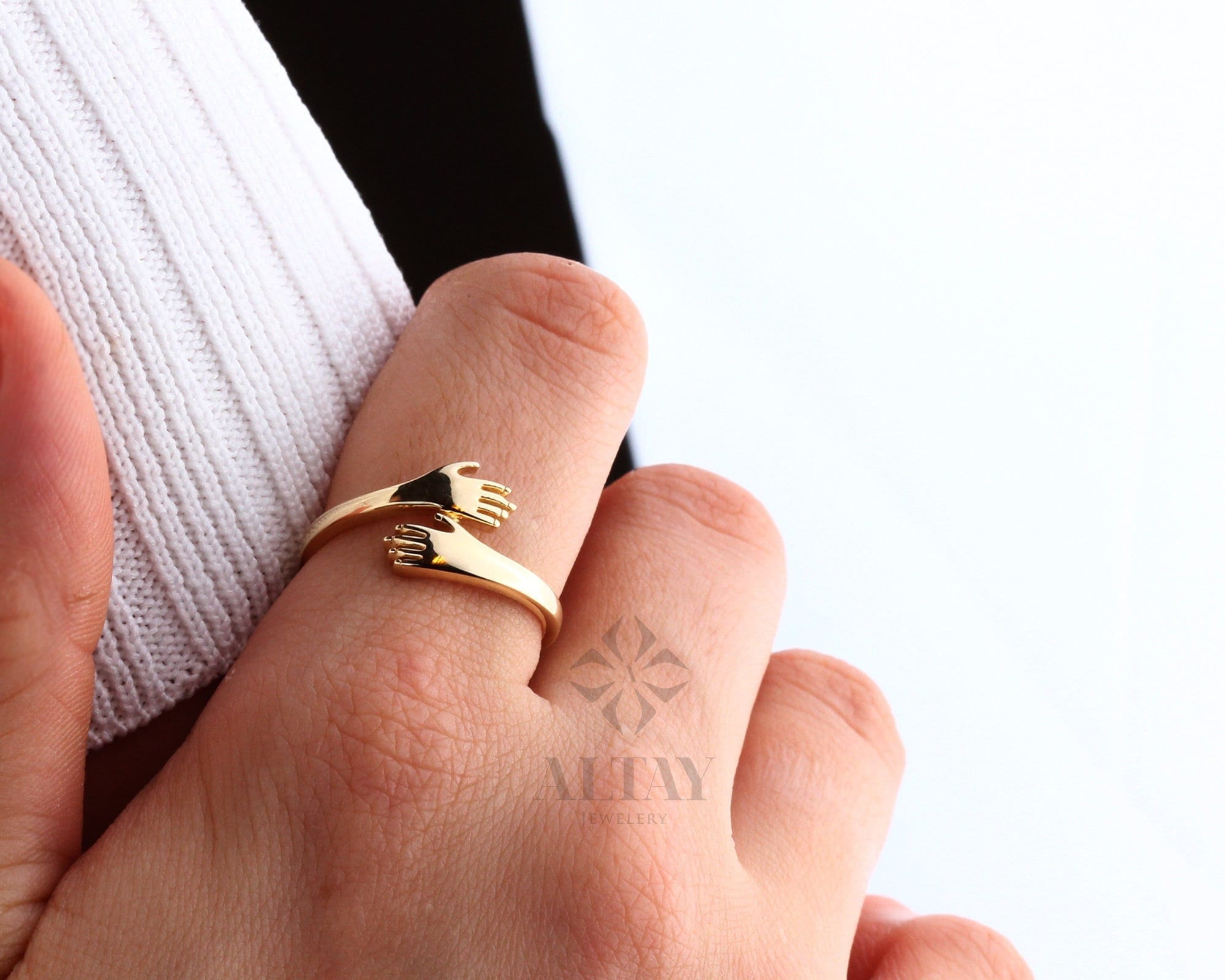14K Gold Hug Ring, Engraved Love Hugging Hands Ring, Dainty Hug Gold Ring, Couple Love Hugging, Simple Handmade Ring, Two Hand Custom Ring