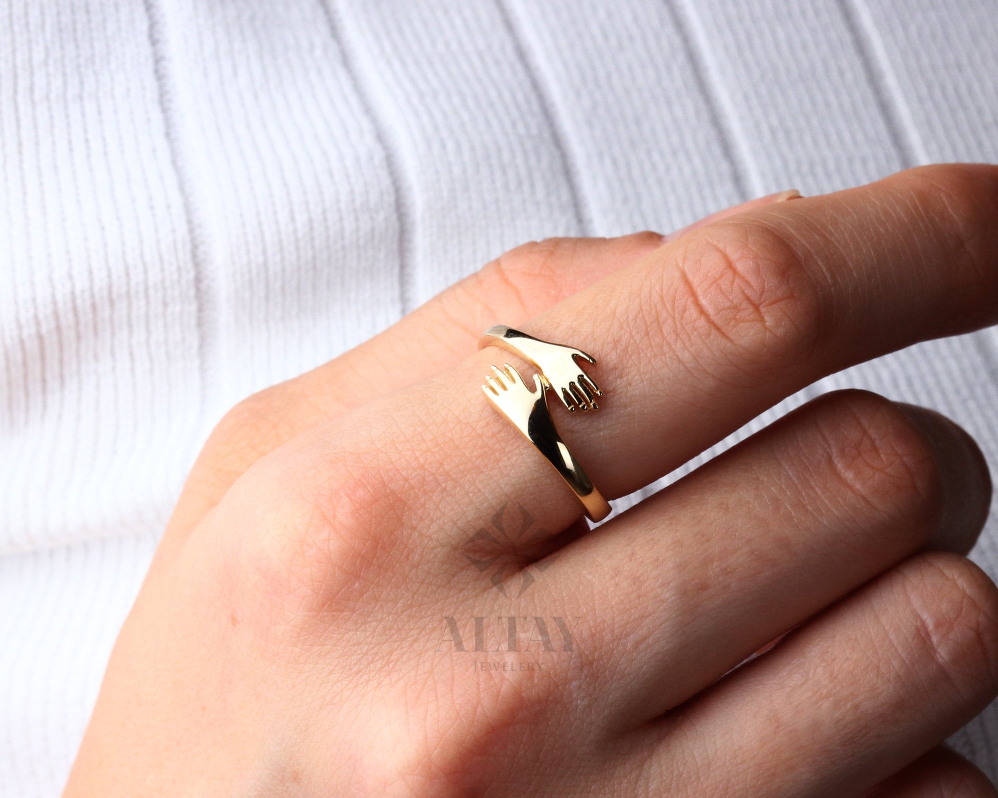 14K Gold Hug Ring, Unique Love Hugging Hands Ring, Hug Gold Ring, Dainty Hand Ring, Simple Handmade Ring, Two Hand Gold Ring