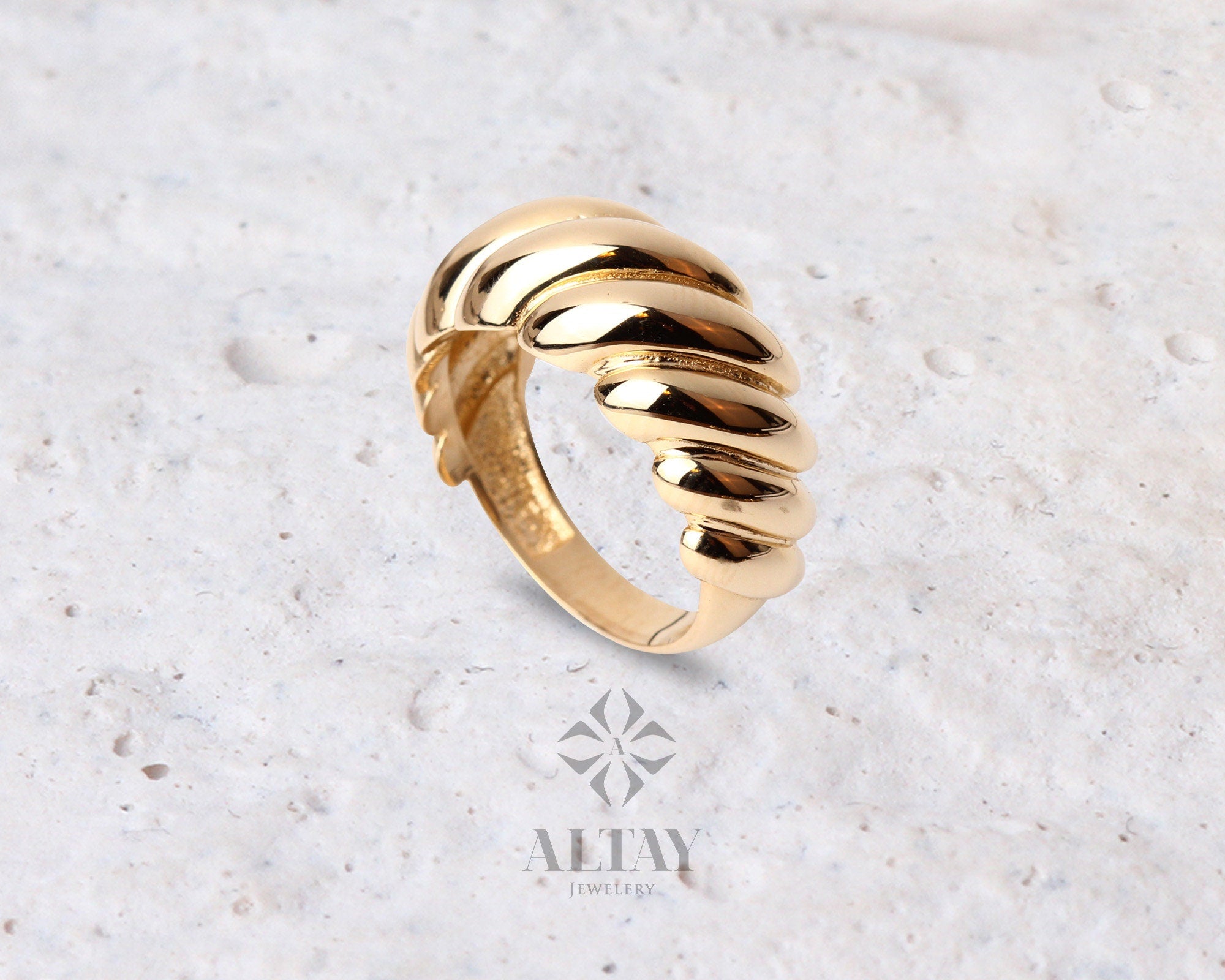 14K Gold Dome Croissant Ring, Dome Ring, Large Bubble Ring, Bold Croissant Ring, Dainty Twist Dome Ring, Delicate Dome Ring, Statement Ring