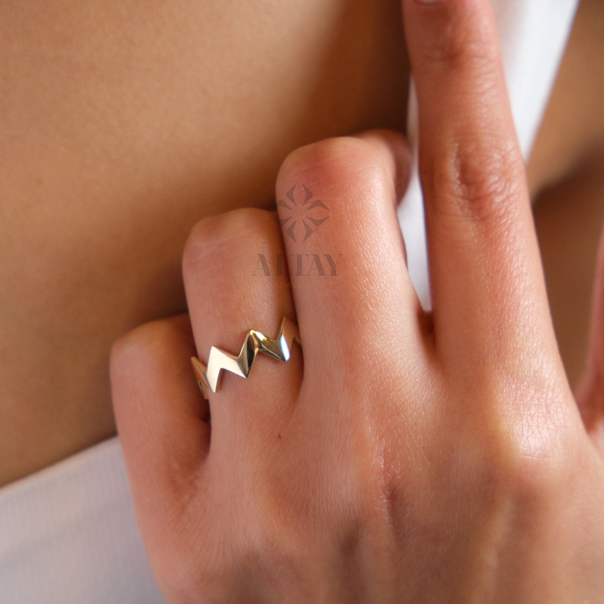 14K Gold Wave Ring, Tiny Zigzag Ring, Statement Gold Ring, Statement Marriage Ring, Curved Stacking Gold Ring, Minimal Unique Ring