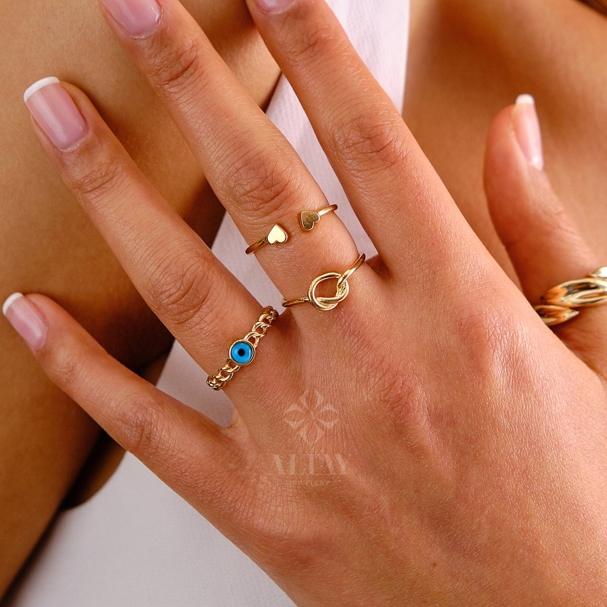 14K Gold Evil Eye Ring, Curb Chain Stacking Ring, Delicate Evil Eye Band, Minimalist Stackable Jewelry, Luck Charm, Protection, Gift for Her