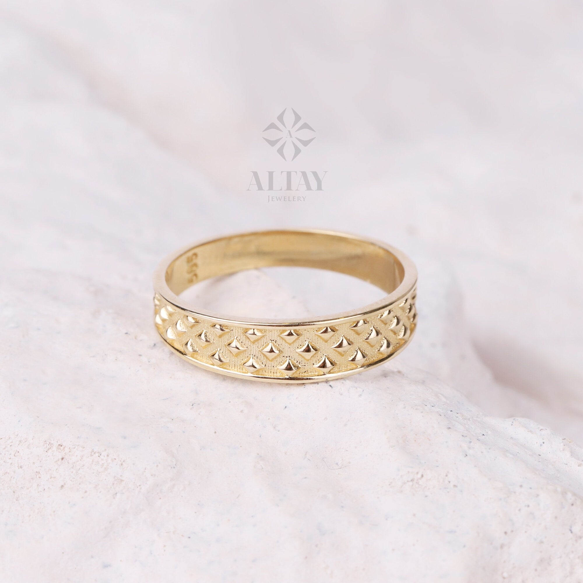 14K Gold Textured Band Ring, Square Pattern Wedding Ring, Minimalist Matching Ring, Engravable Eternity Ring, Chunky Marriage Band