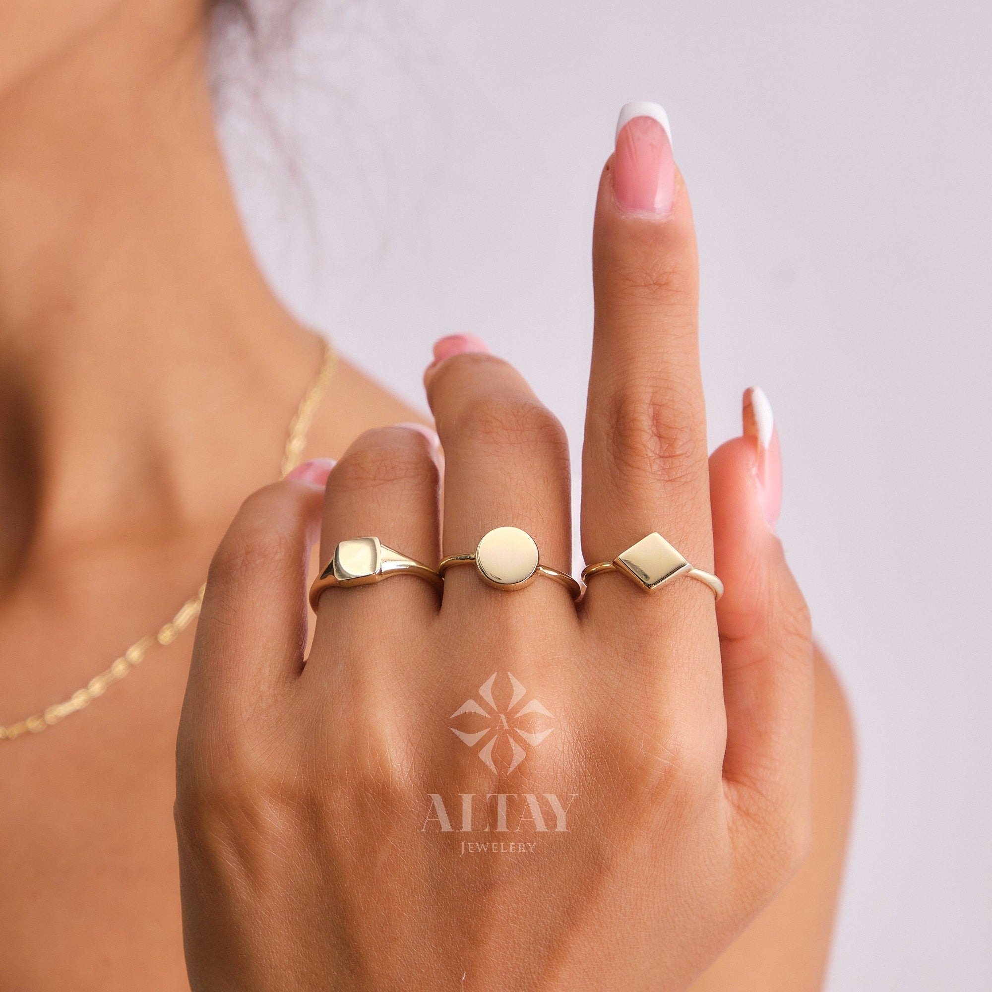 14K Gold Round Signet Ring, Personalized Initial Ring, Minimalist Ring, Gold Letter Ring, Dainty Letter Ring, Single Bead Pinky Ring, Gift