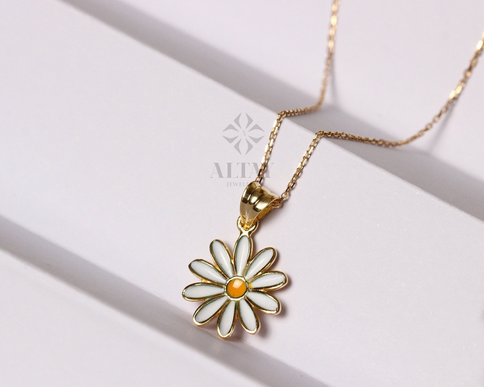 14K Gold Daisy Necklace, Gold Flower Pendant, Yellow and White Enamel Choker, Gift for Her, Daisy Charm, Dainty Everyday Daisy Jewelry