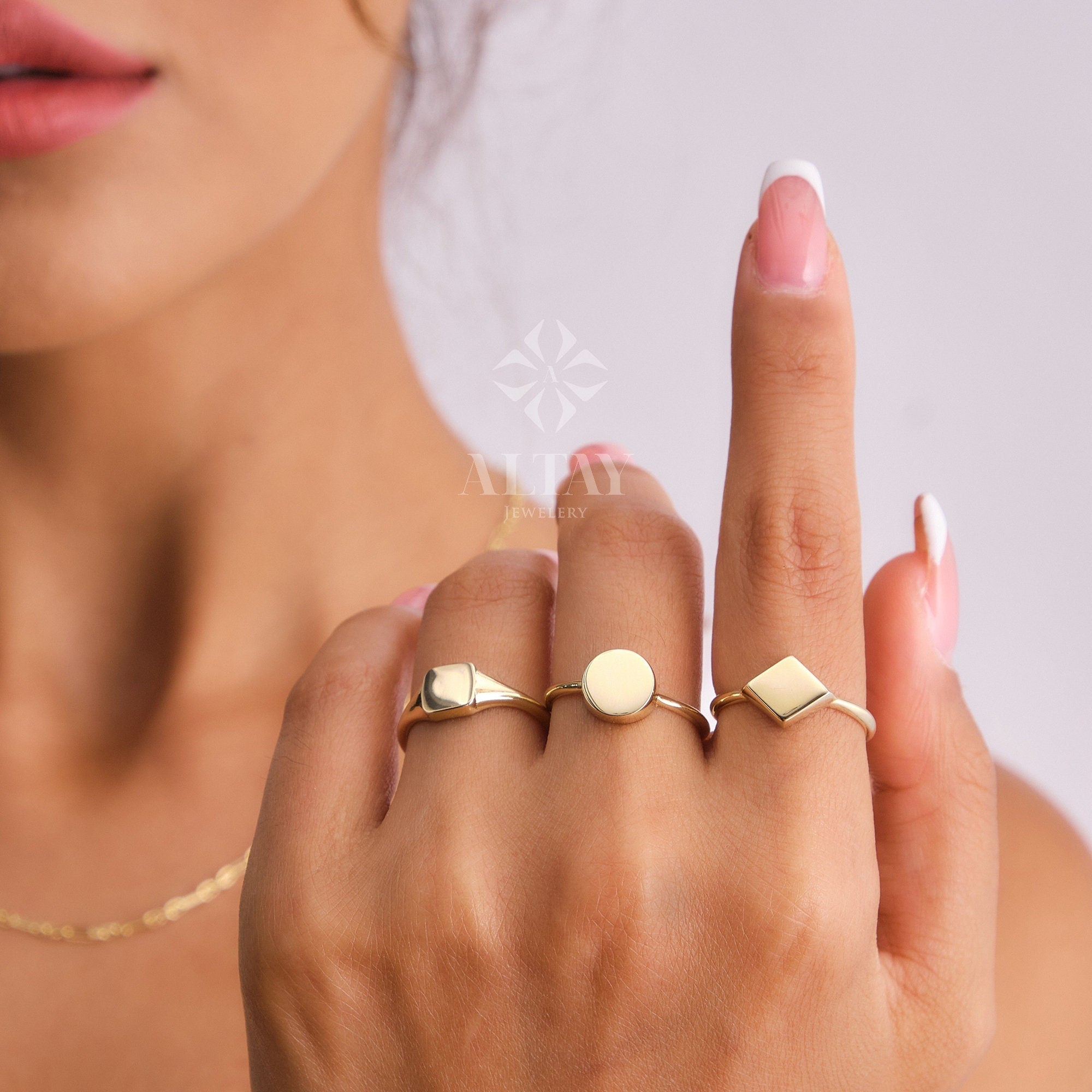 14K Gold Round Signet Ring, Personalized Initial Ring, Minimalist Ring, Gold Letter Ring, Dainty Letter Ring, Single Bead Pinky Ring, Gift
