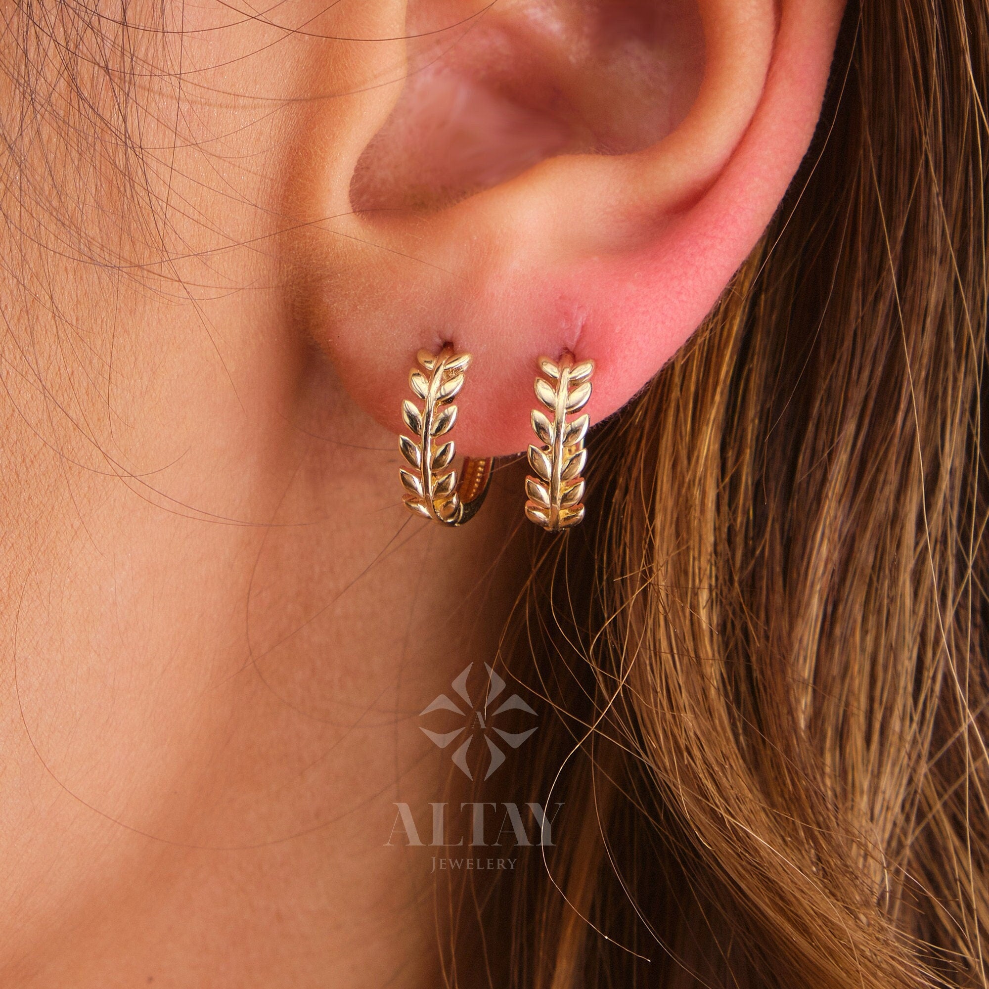 14K Gold Leaf Hoop Earrings, Small Leaf Huggies, Olive Leaf Huggies Earrings, Gold Tiny Hoop Earrings, Huggies Hoop, Dainty Hoop Earrings
