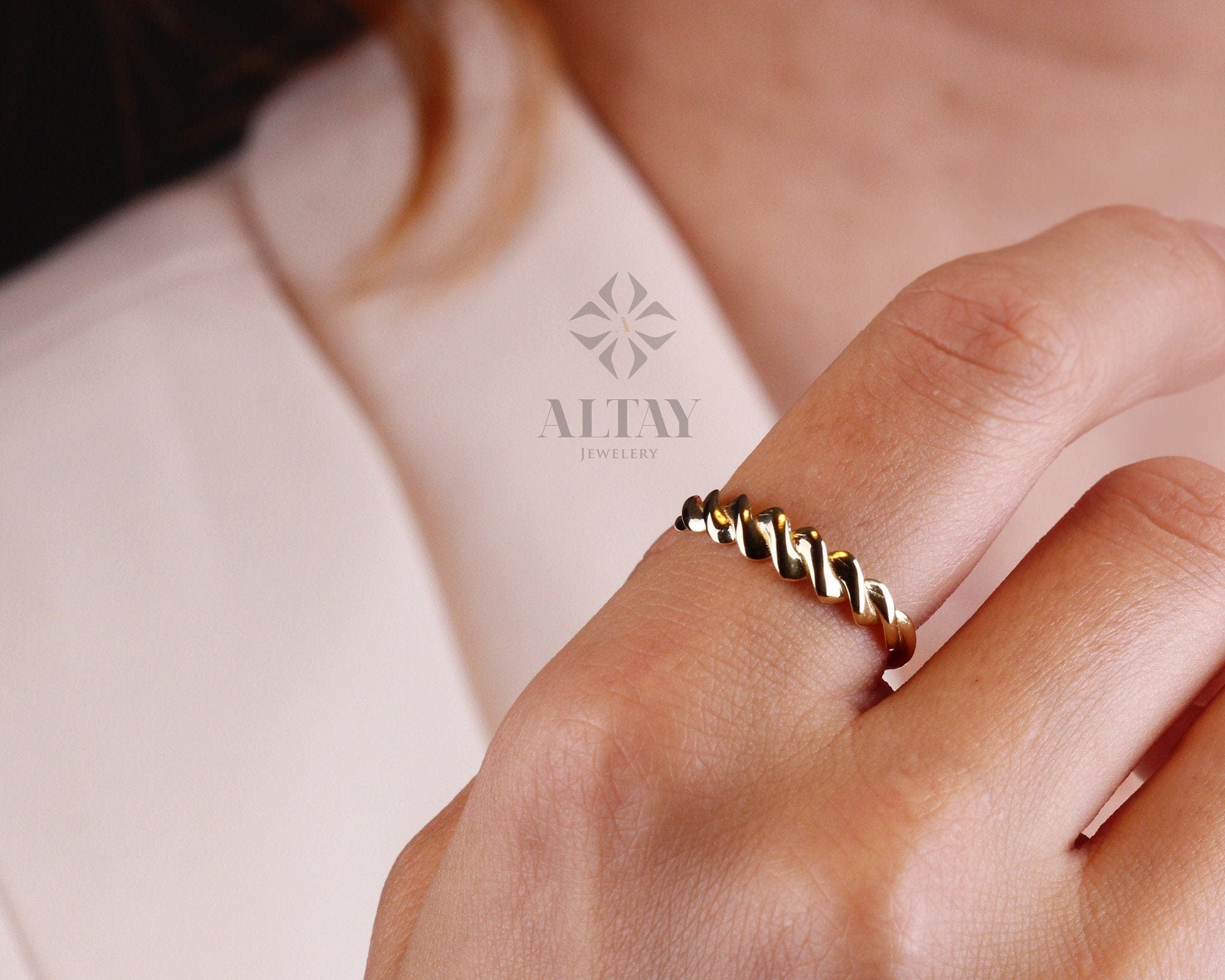 14K Gold Twist Ring, Croissant Braided Rope Dome Ring, Statement Ring, Half Twist Line Ring, Jewelery, Minimalist, Gift For Her, Jewelry