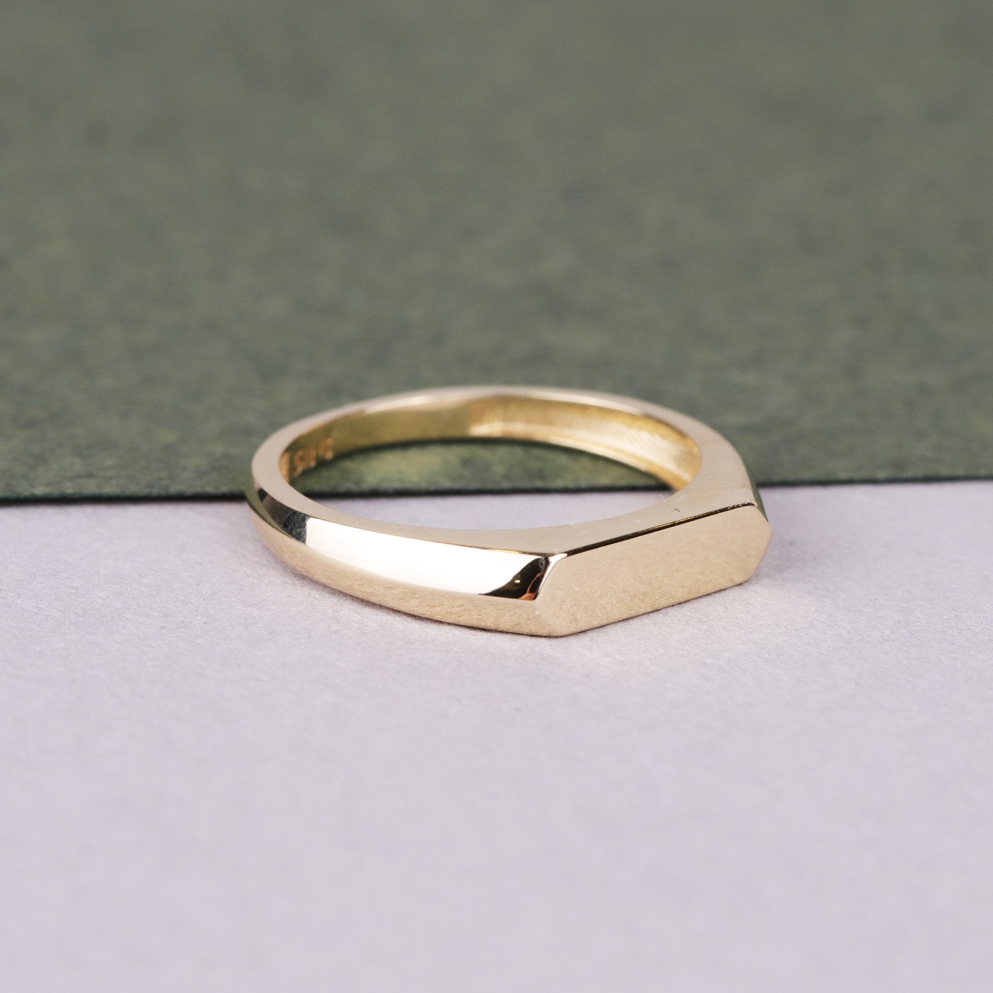 14K Gold Name Bar Ring, Small Rectangle Signet Ring, Custom Name Pinky Ring, Minimalist Engravable Stacking Ring, Personalized Monogram Ring