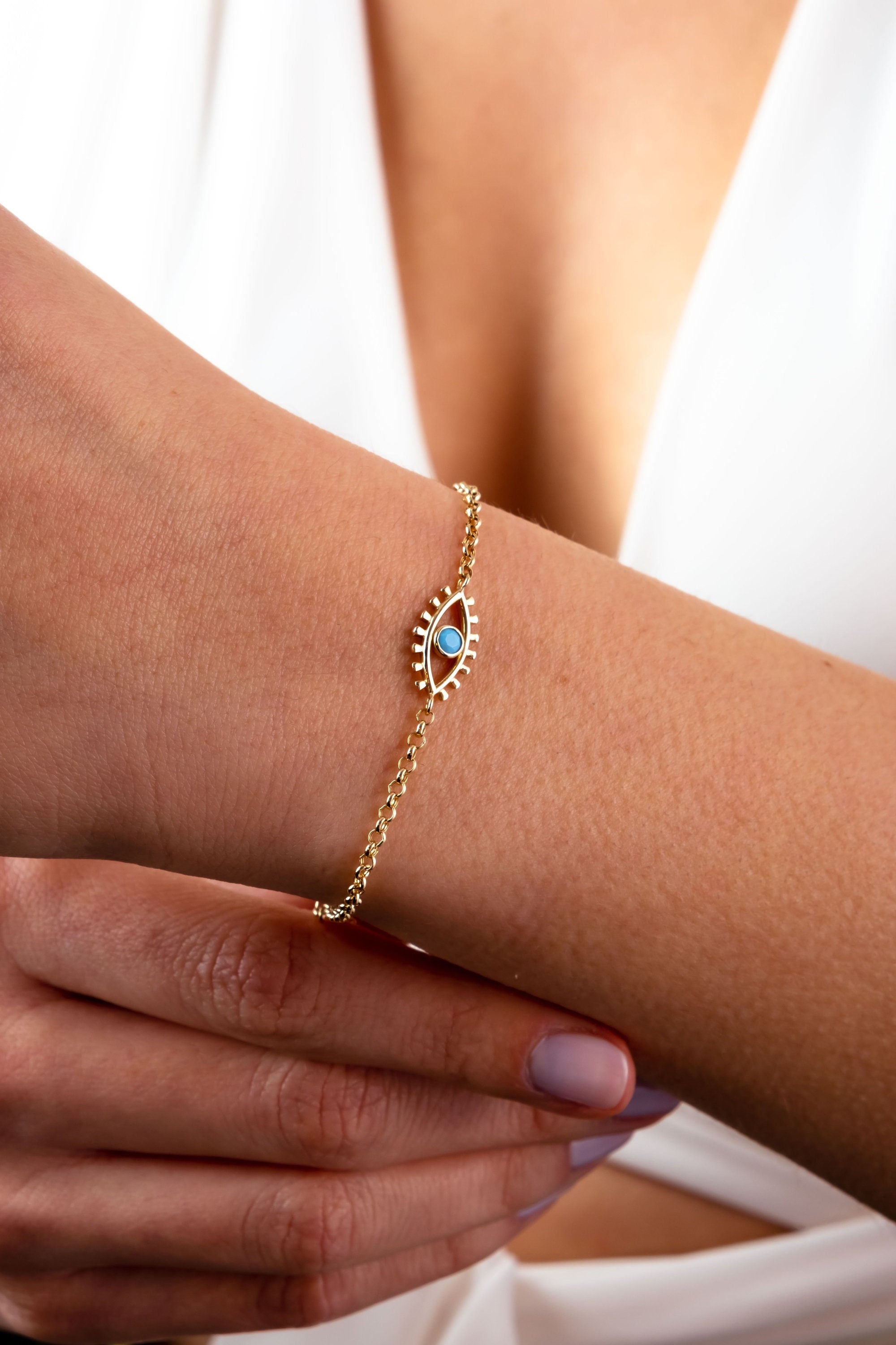 14K Gold Evil Eye Bracelet, Rolo Chain Link Evil Eye Bracelet, Dainty Bracelet, Evil Eye Lashes Jewelry, Maid of Honor Gift, Gift for Her