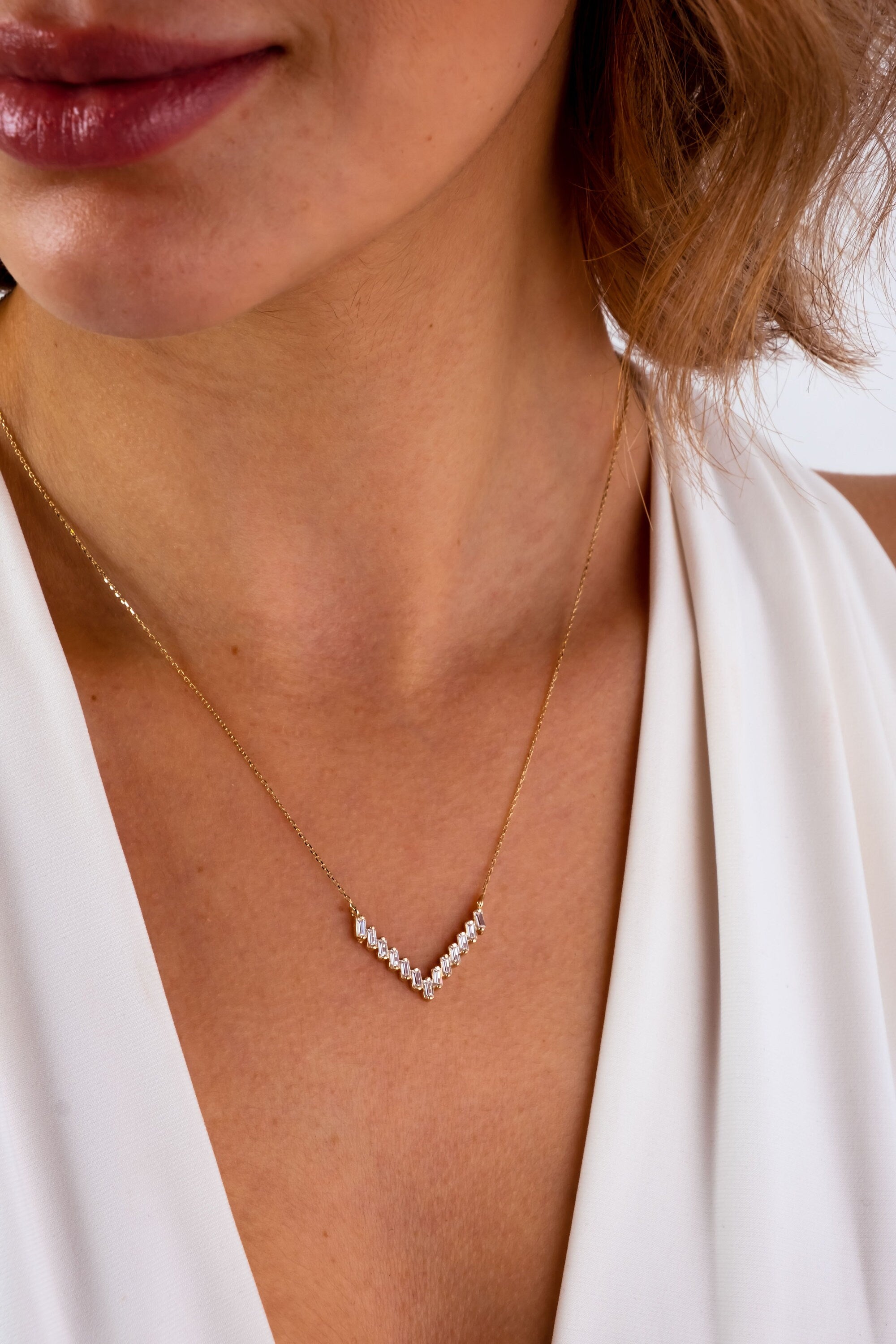 14K Gold V Shaped Necklace, CZ Baguette Diamond Chevron Pendant Necklace, Minimalist Geometric Chevron V Charm, Wedding Gift For Her