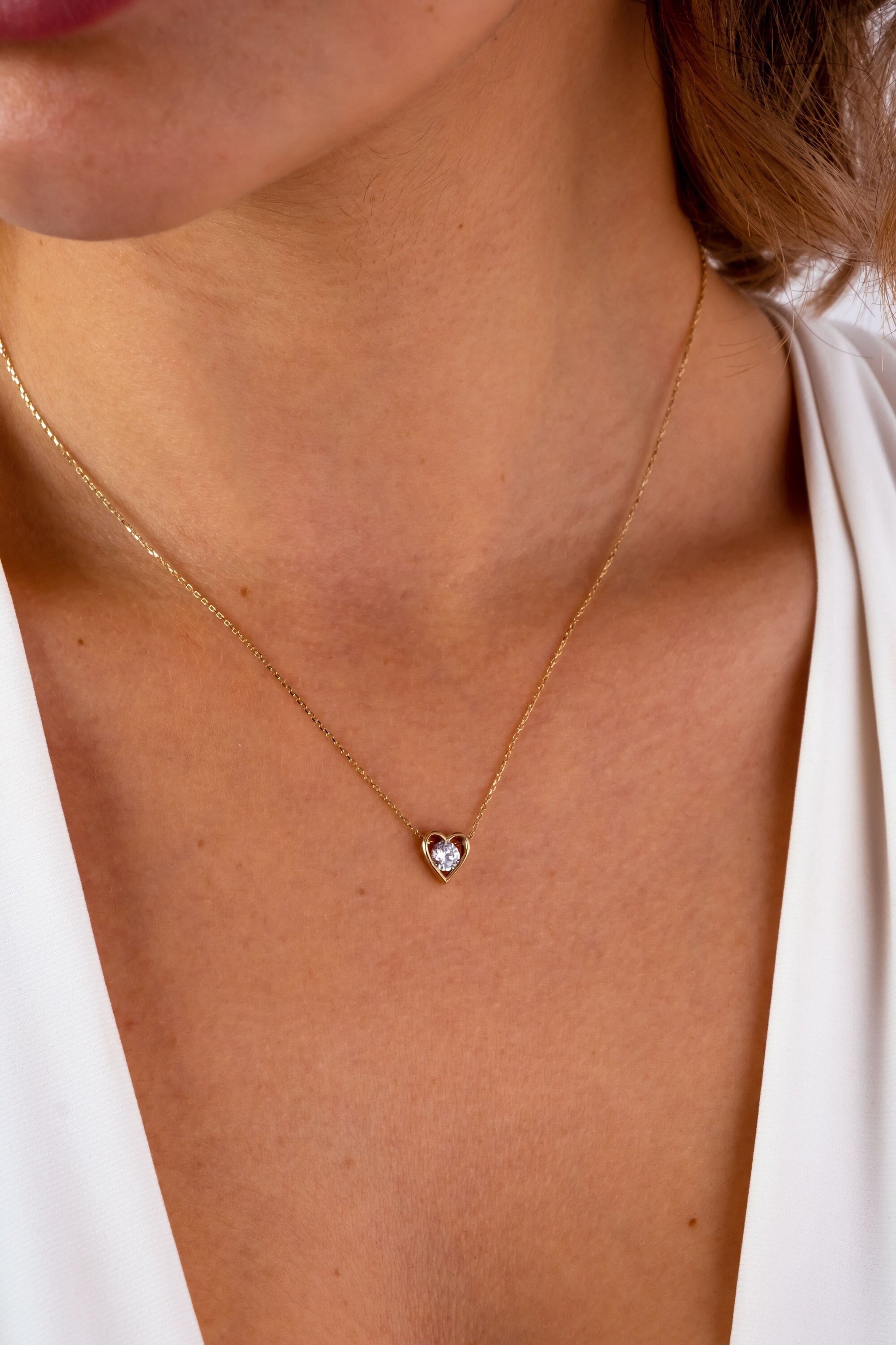 14K Gold Diamond Heart Necklace, Diamond Dainty Pendant, Small Love Charm, Meaningful Necklace, Gift for Her, Good Fortune Symbol, Delicate