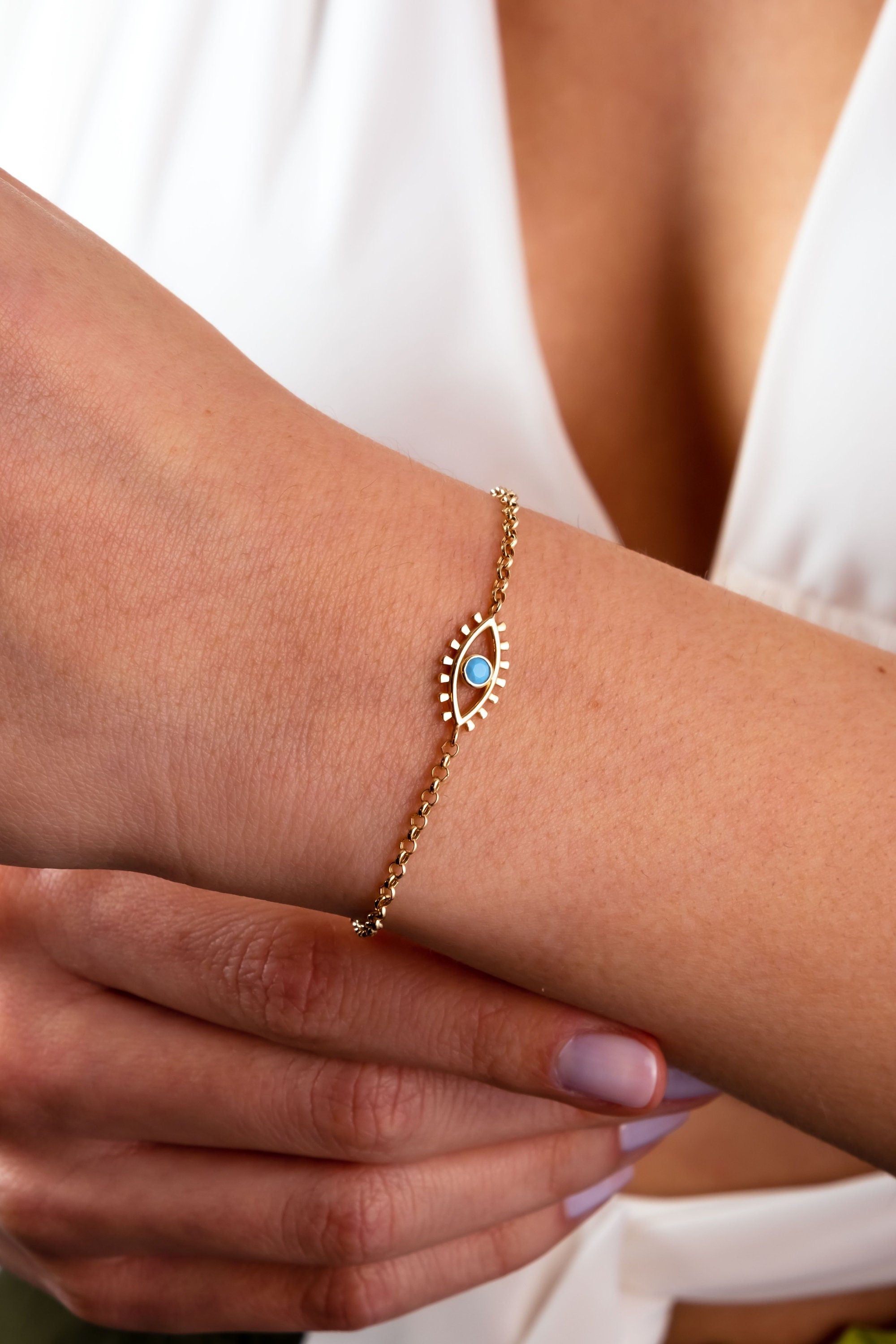 14K Gold Evil Eye Bracelet, Rolo Chain Link Evil Eye Bracelet, Dainty Bracelet, Evil Eye Lashes Jewelry, Maid of Honor Gift, Gift for Her