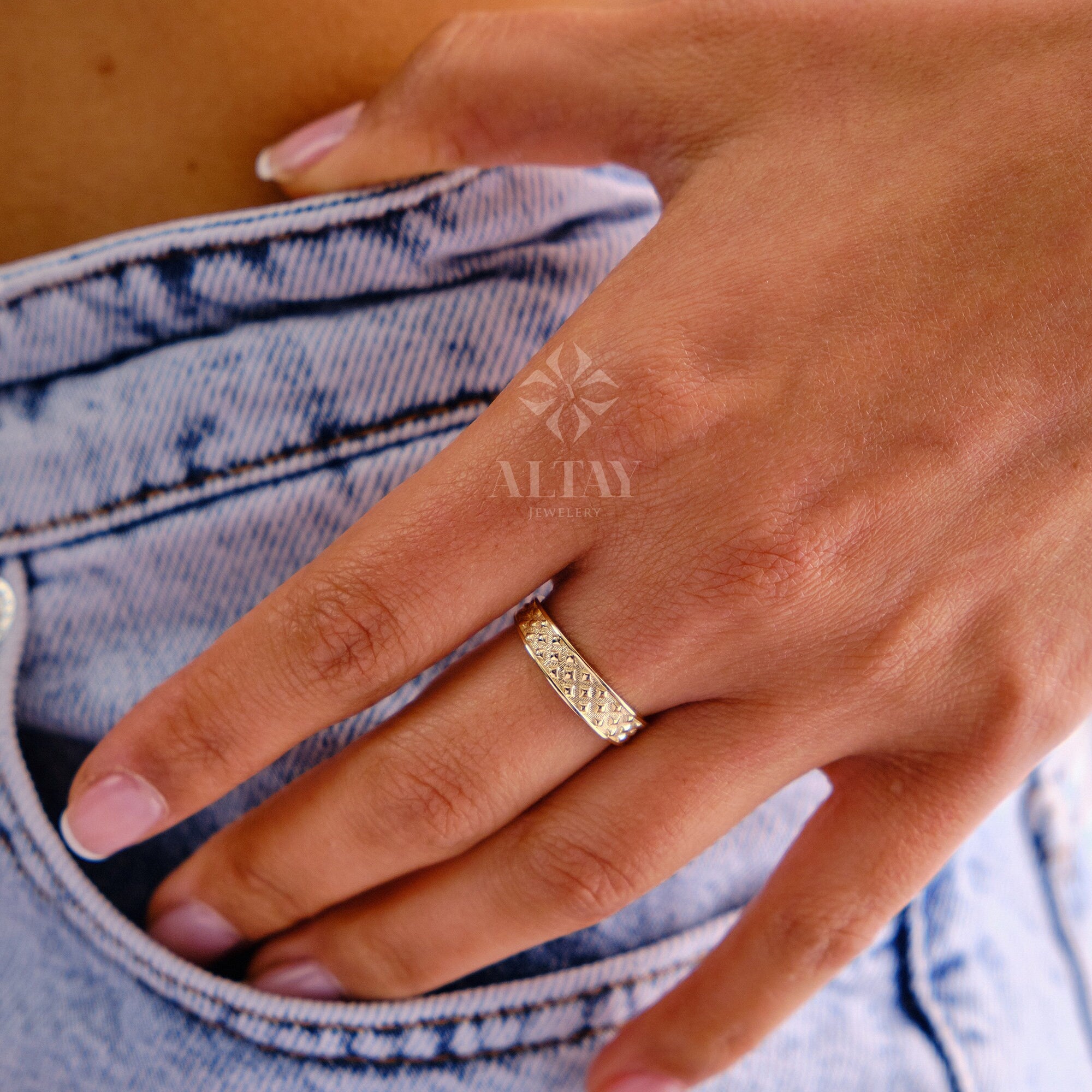14K Gold Textured Band Ring, Square Pattern Wedding Ring, Minimalist Matching Ring, Engravable Eternity Ring, Chunky Marriage Band
