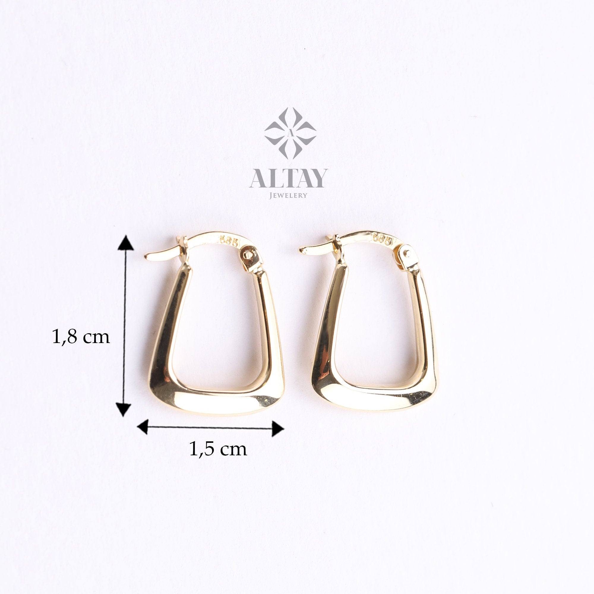 14K Gold Geometric Hoop Earring, Gold Square Huggie, Rectangle Hoop Huggie Earring, Minimal Everyday Huggie Earring, Stacking Hoop Huggie