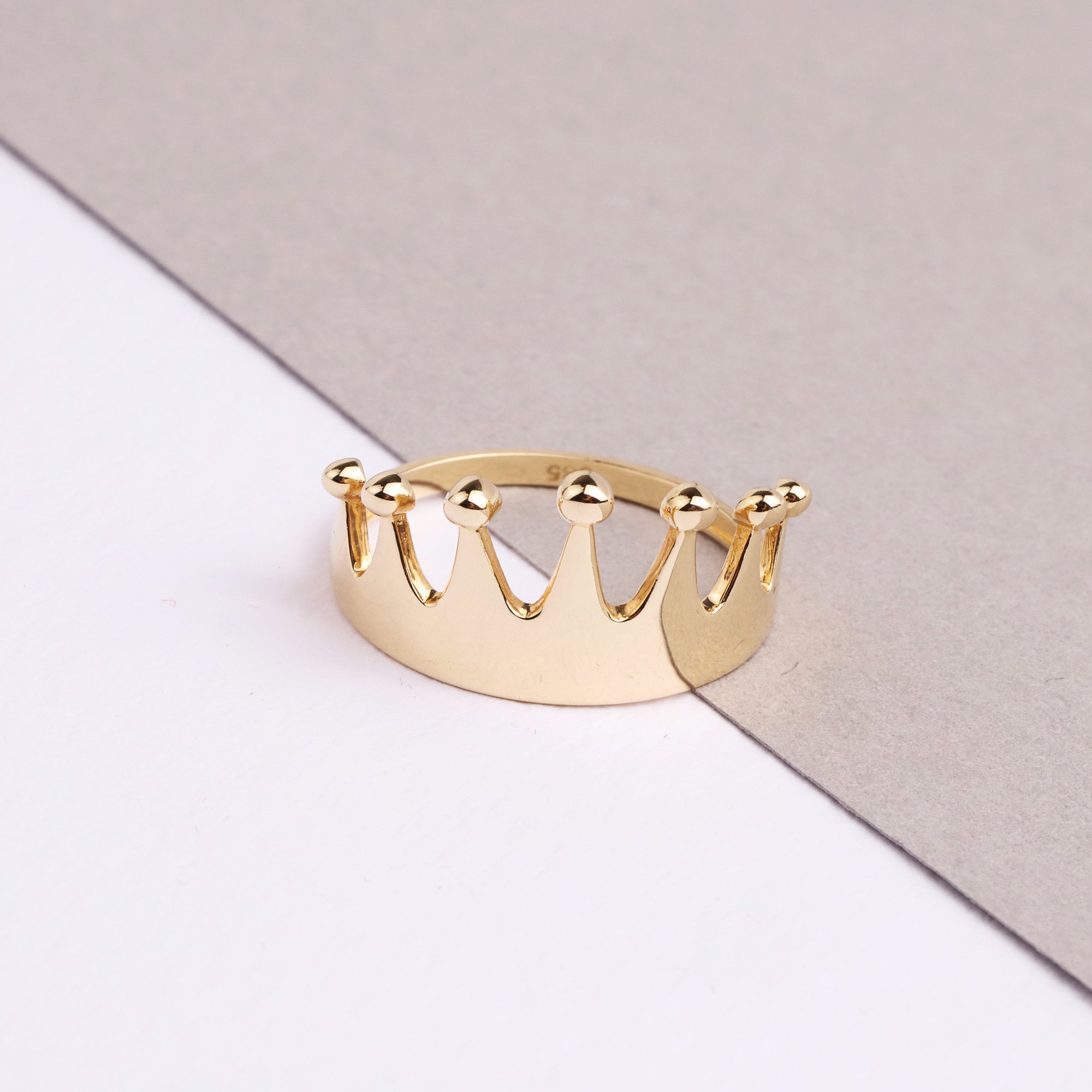 14K Gold Crown Ring, Dainty Gold Princess Crown Ring, Gold Princess Ring, Gold Tiara Ring, Gold Queen Ring, Birthday Gift for Her