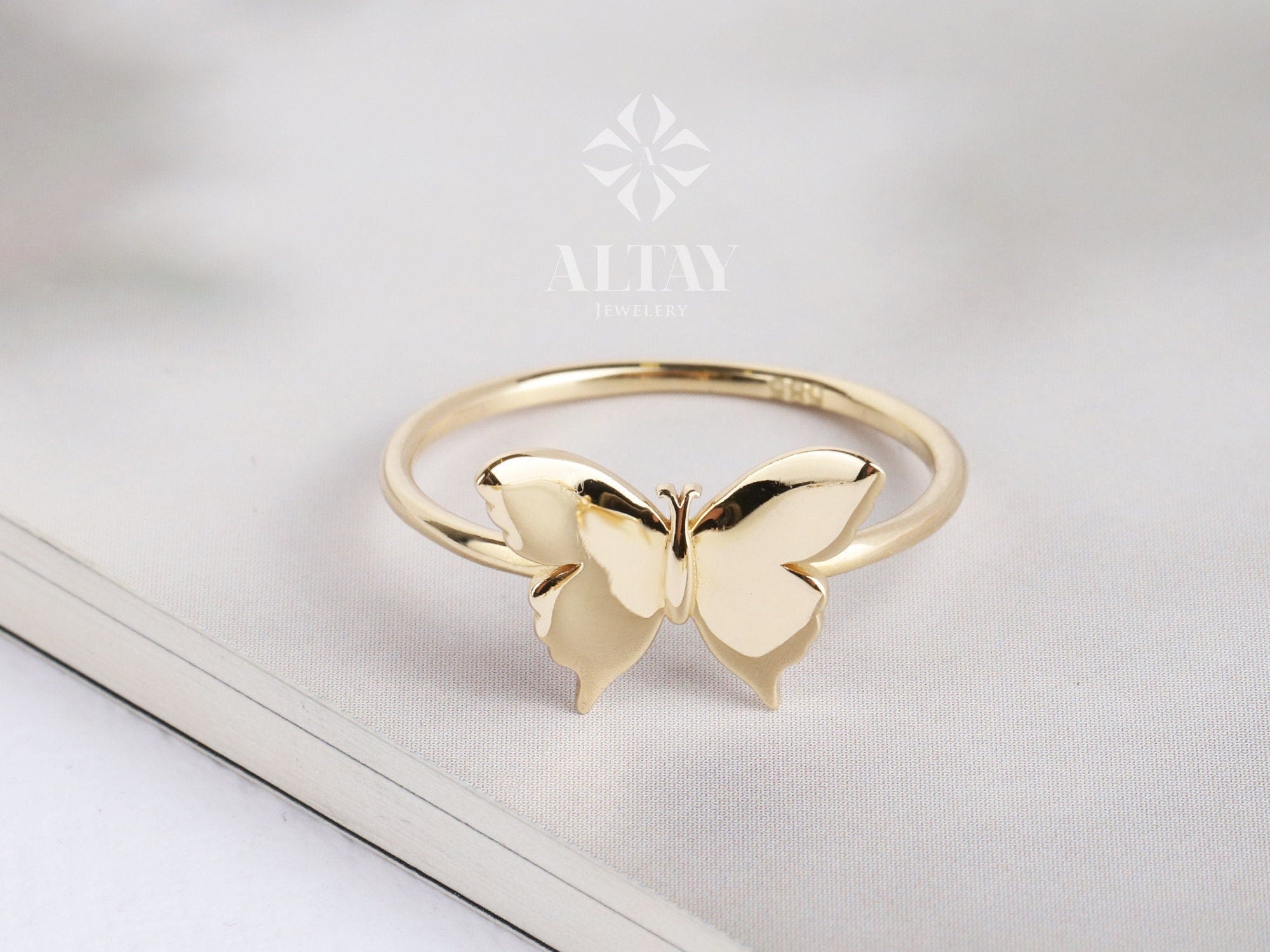 14K Gold Butterfly Ring, Dainty Gold Stacking Ring, Statement Valentine's Day Ring, Minimalist Everyday Fine Jewelry, Gift for Her,