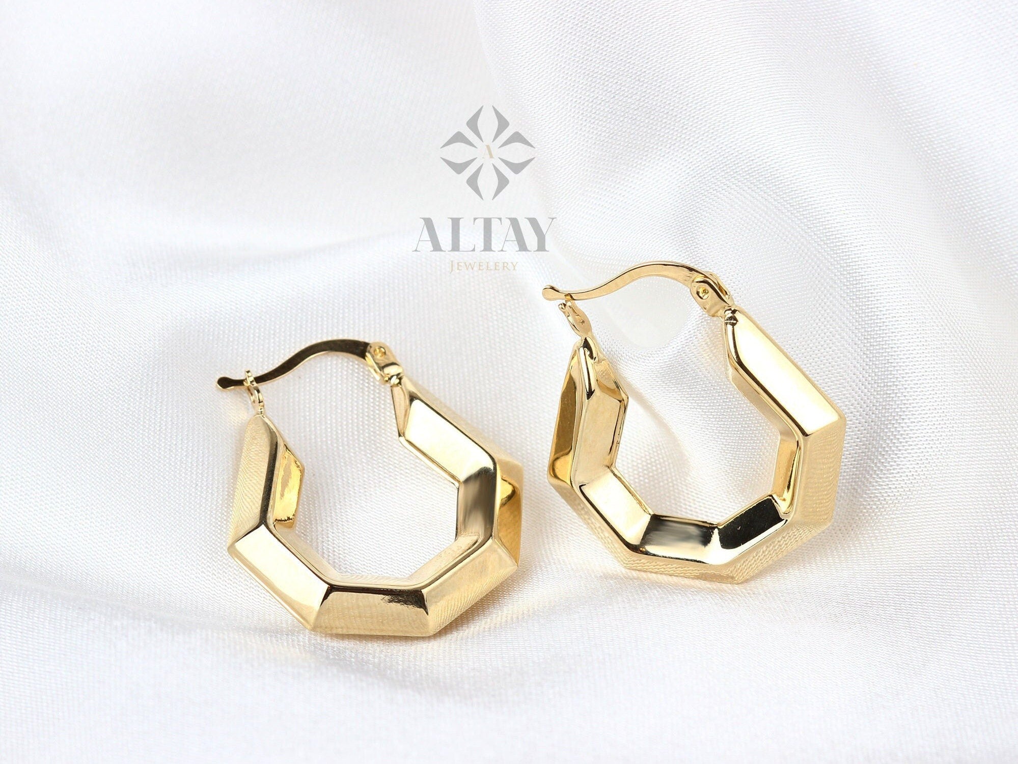 14K Gold Hexagon Hoop Earring, Geometric Gold Hoops, Gold Earrings, Yellow Gold, Minimal Everyday Earrings, Geometric Jewelry, Gift For Her