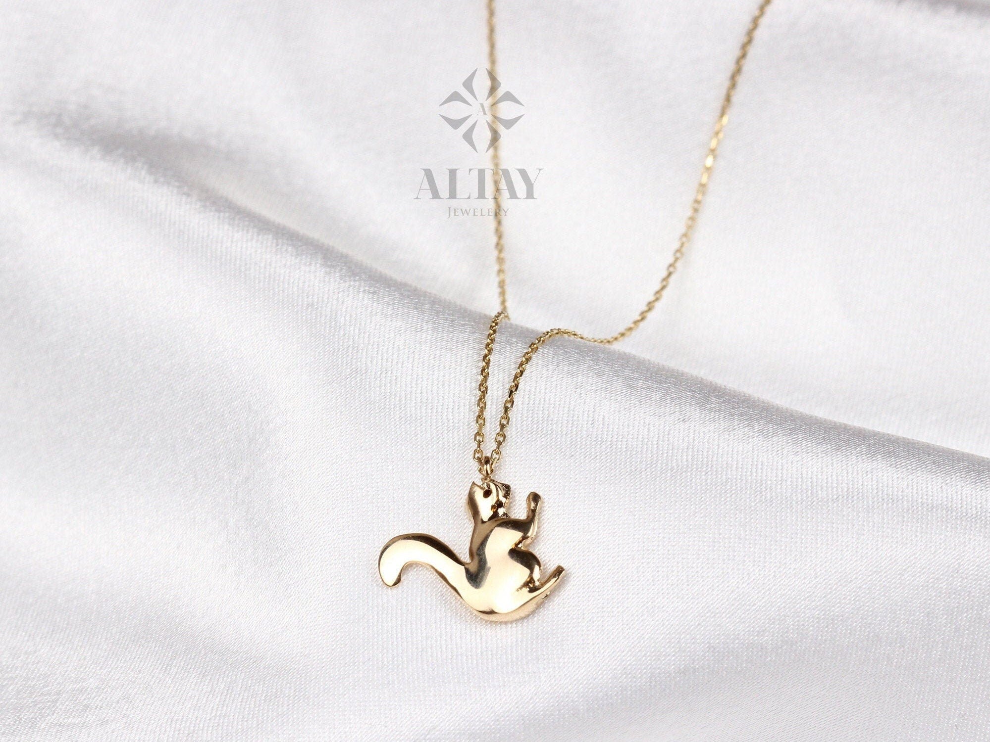 14K Gold Squirrel Necklace, Squirrel Charm Pendant, Good Luck Layering Chain Choker, Animal Pendant, Dainty Gold Charm Jewelry, Gift for Her