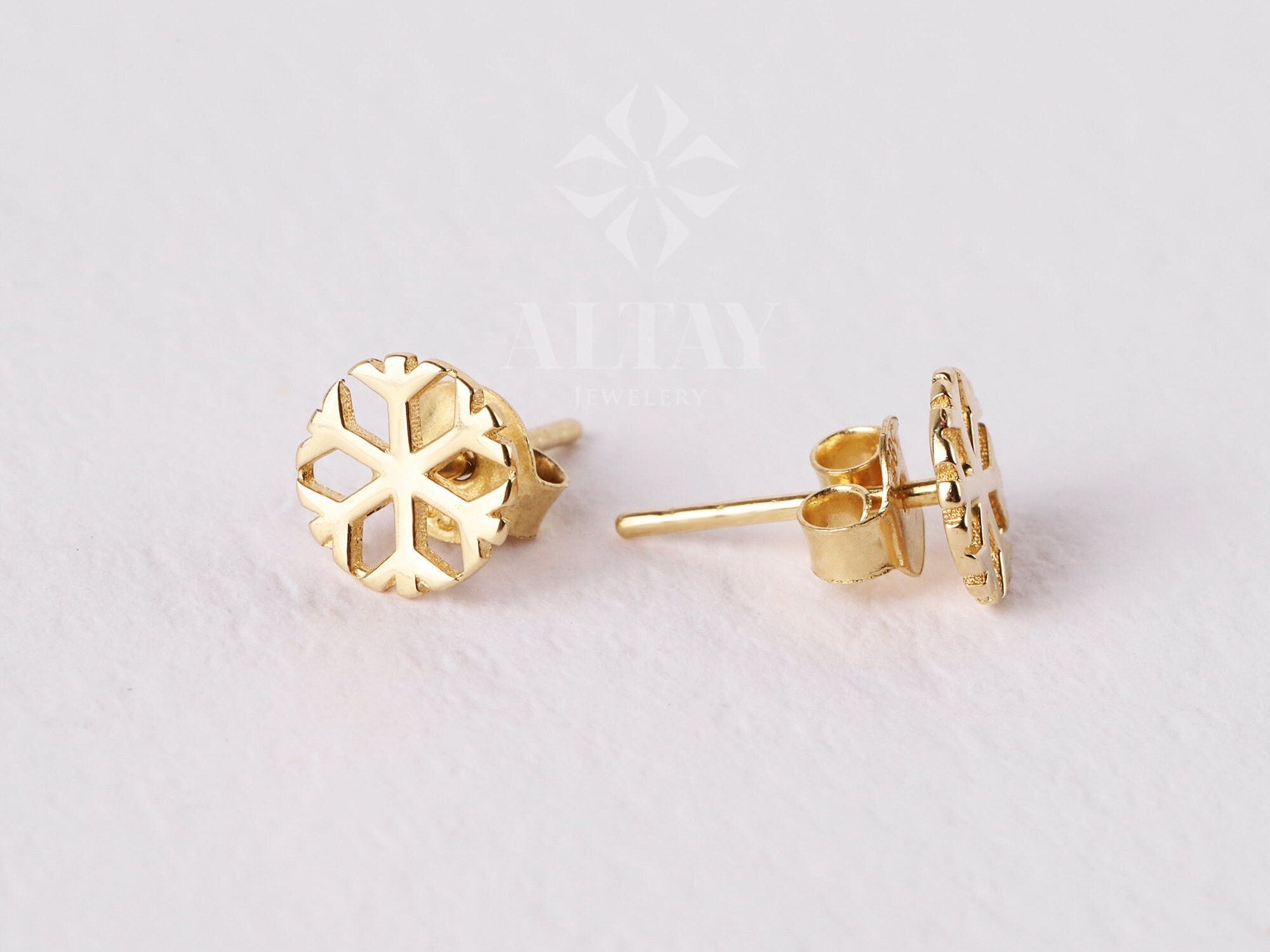 14K Gold Snowflake Stud Earrings, Winter Studs, Tiny Stud Earrings, Snowflake Jewelry, Delicate Earrings Christmas Day Gift