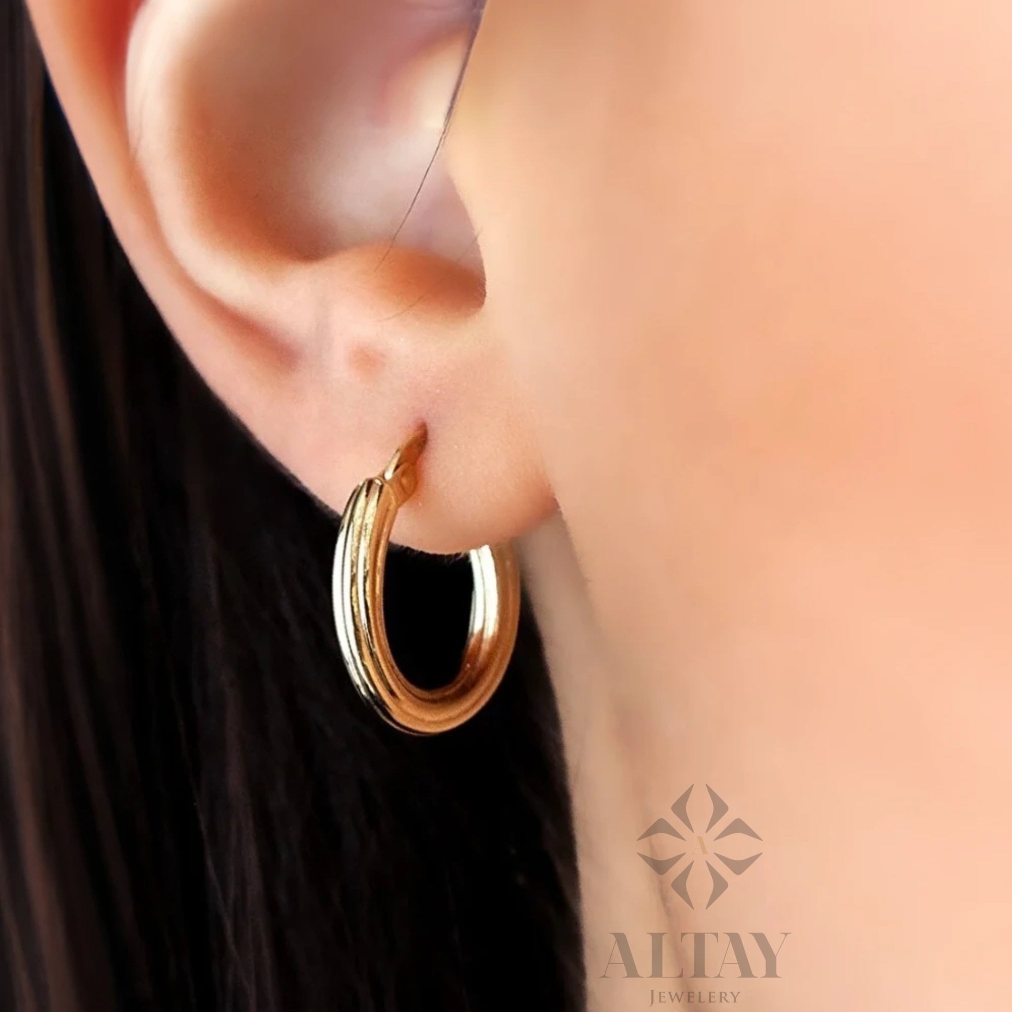 14K Solid Gold Classic Hoop Earring, Gold Hoop Earring, Gold Plain Huggies, Tiny Gold Hoop Earrings, Minimalist Earrings, Dainty Jewelry
