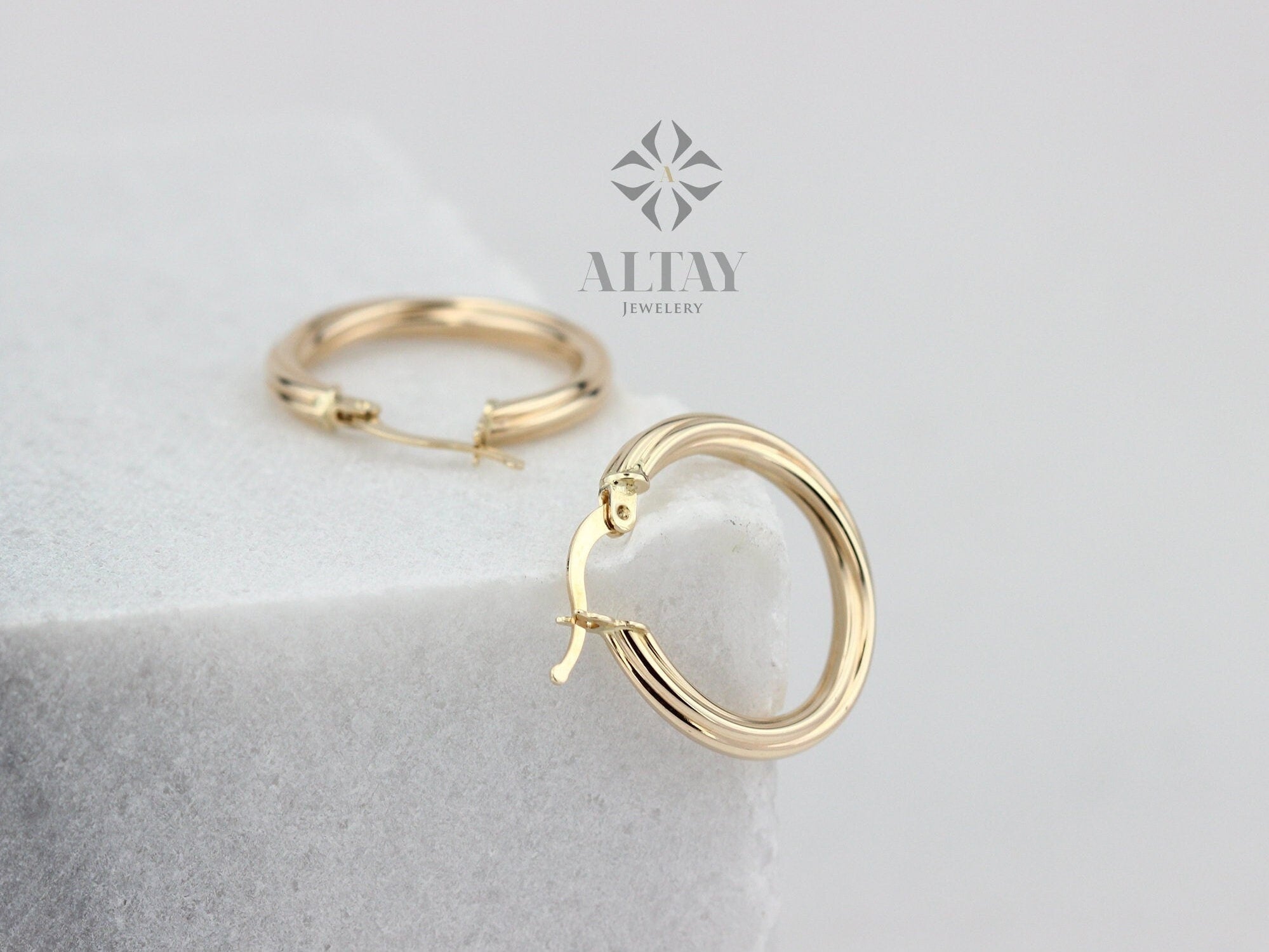 14K Solid Gold Classic Hoop Earring, Gold Hoop Earring, Gold Plain Huggies, Tiny Gold Hoop Earrings, Minimalist Earrings, Dainty Jewelry