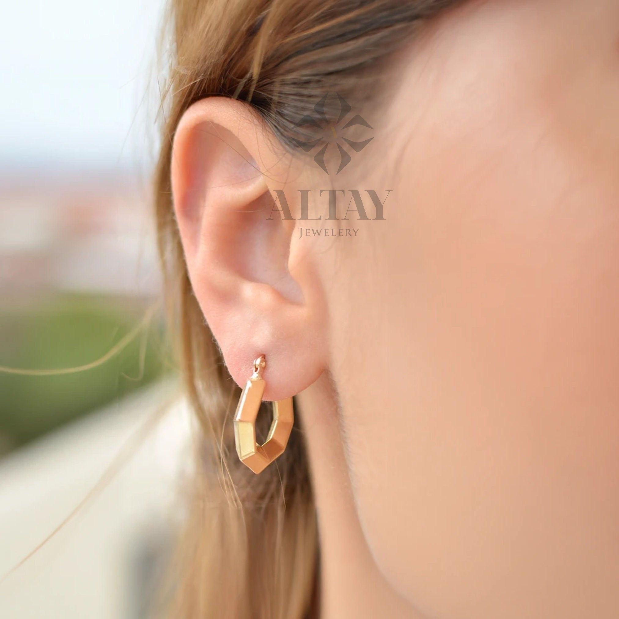 14K Gold Hexagon Hoop Earring, Geometric Gold Hoops, Gold Earrings, Yellow Gold, Minimal Everyday Earrings, Geometric Jewelry, Gift For Her