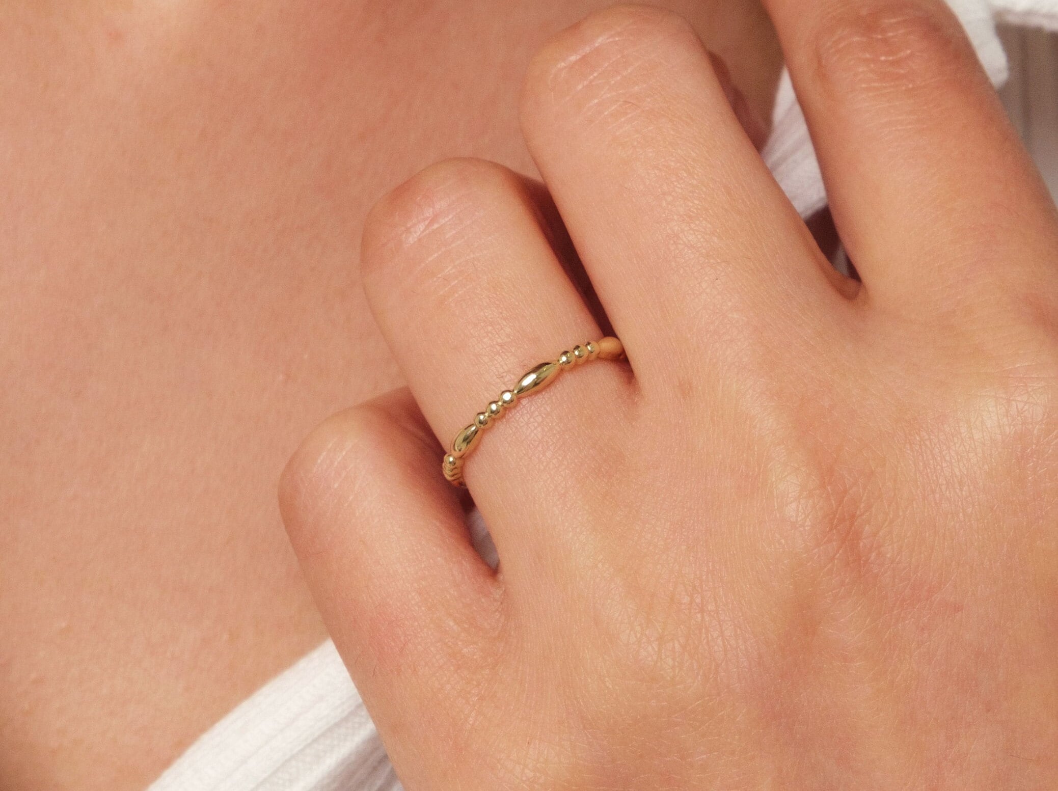 14K Gold Ball Ring, Beaded Knuckle Band, Tiny Bead Ring, Minimalist Stacking Ring, Oval Bead Eternity Ring, Dainty Wedding Ring, Drop Shape