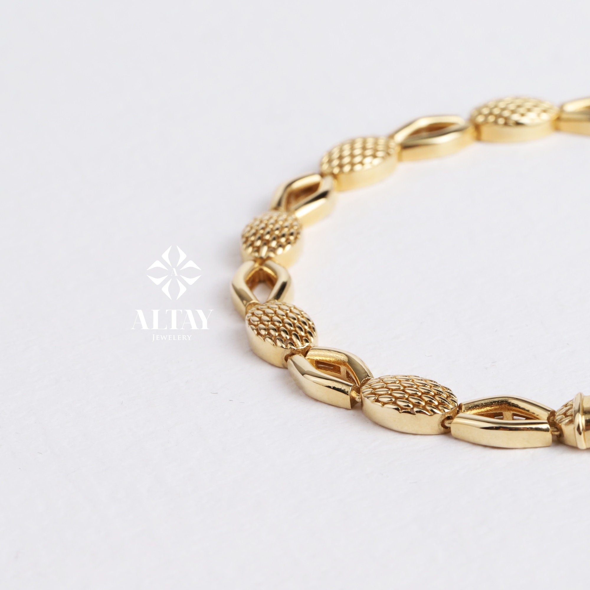14K Gold Textured Oval Paperclip Chain, Snake Pattern Rolo Chain Bracelet, Textured Thick Oval Link, Unique Link, Women Men Gold Bracelet